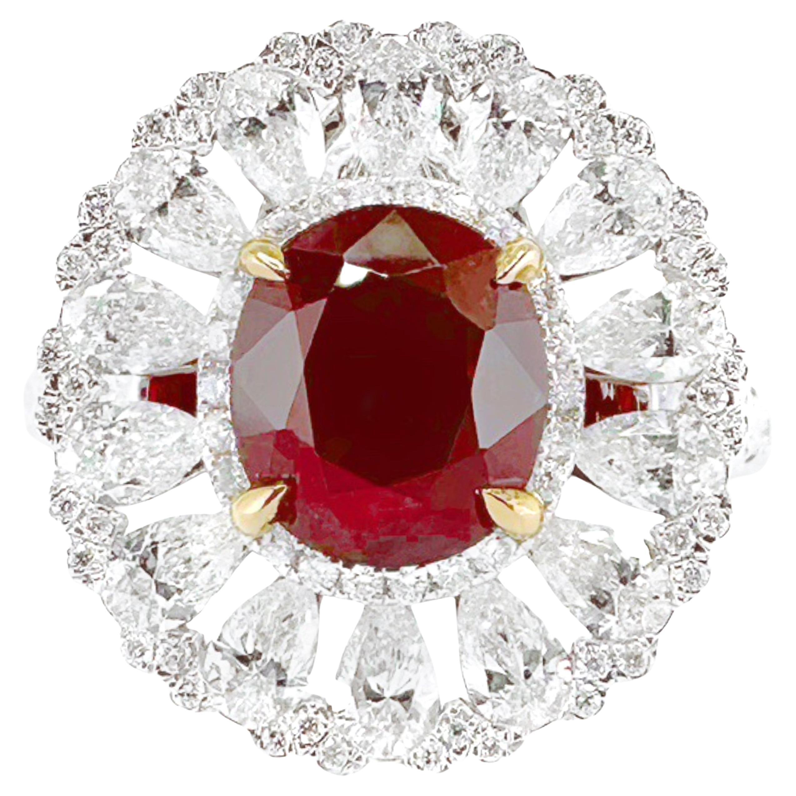 Guild Certified 2.64 CT Rubí rojo sangre de paloma Anillo de cóctel de diamantes de oro de 18 quilates