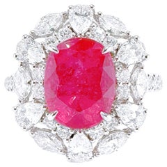 Guild zertifizierter 3,20 Karat Mahenge Spinell Diamant 18K Gold Cocktail-Ring