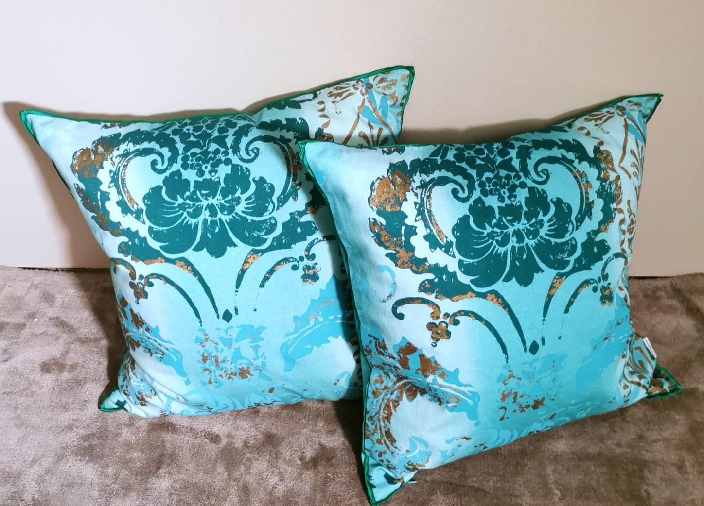 British Guild Designer Pair of Printed Cotton Pillows with Feather Interior For Sale