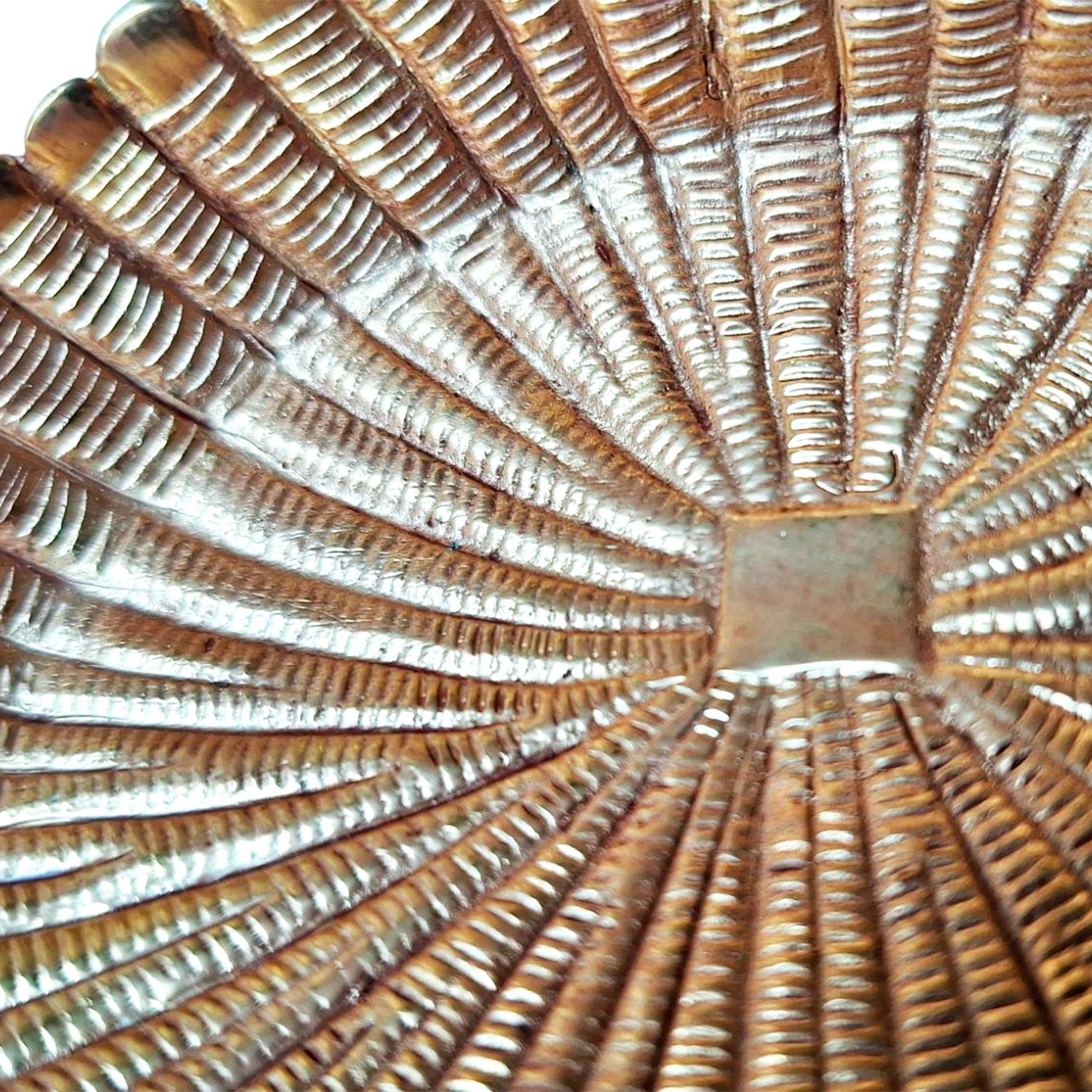 Mid-20th Century Guilded  bronze soap dish by Line Vautrin - France 1940 For Sale