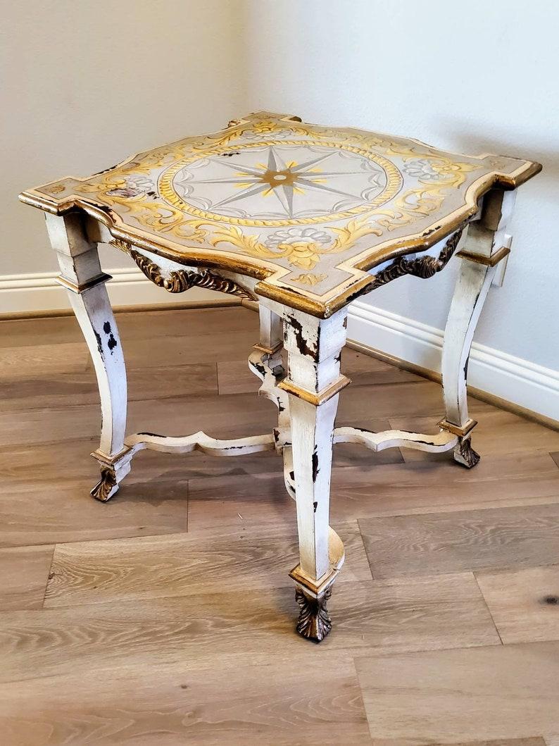 Guildmaster Neoclassical Style Carved Giltwood Compass Rose Table In Good Condition For Sale In Forney, TX