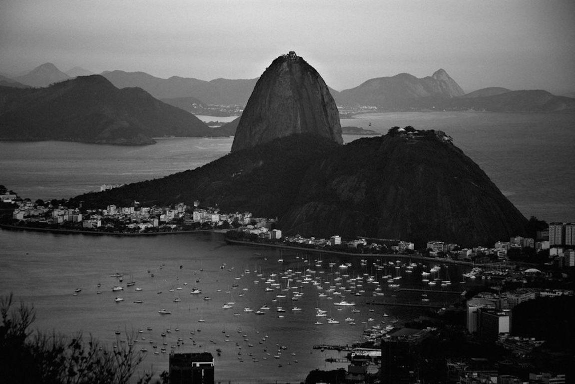 Guilherme Licurgo Black and White Photograph - Pão De Açucar, Rio De Janeiro, Brazil. 