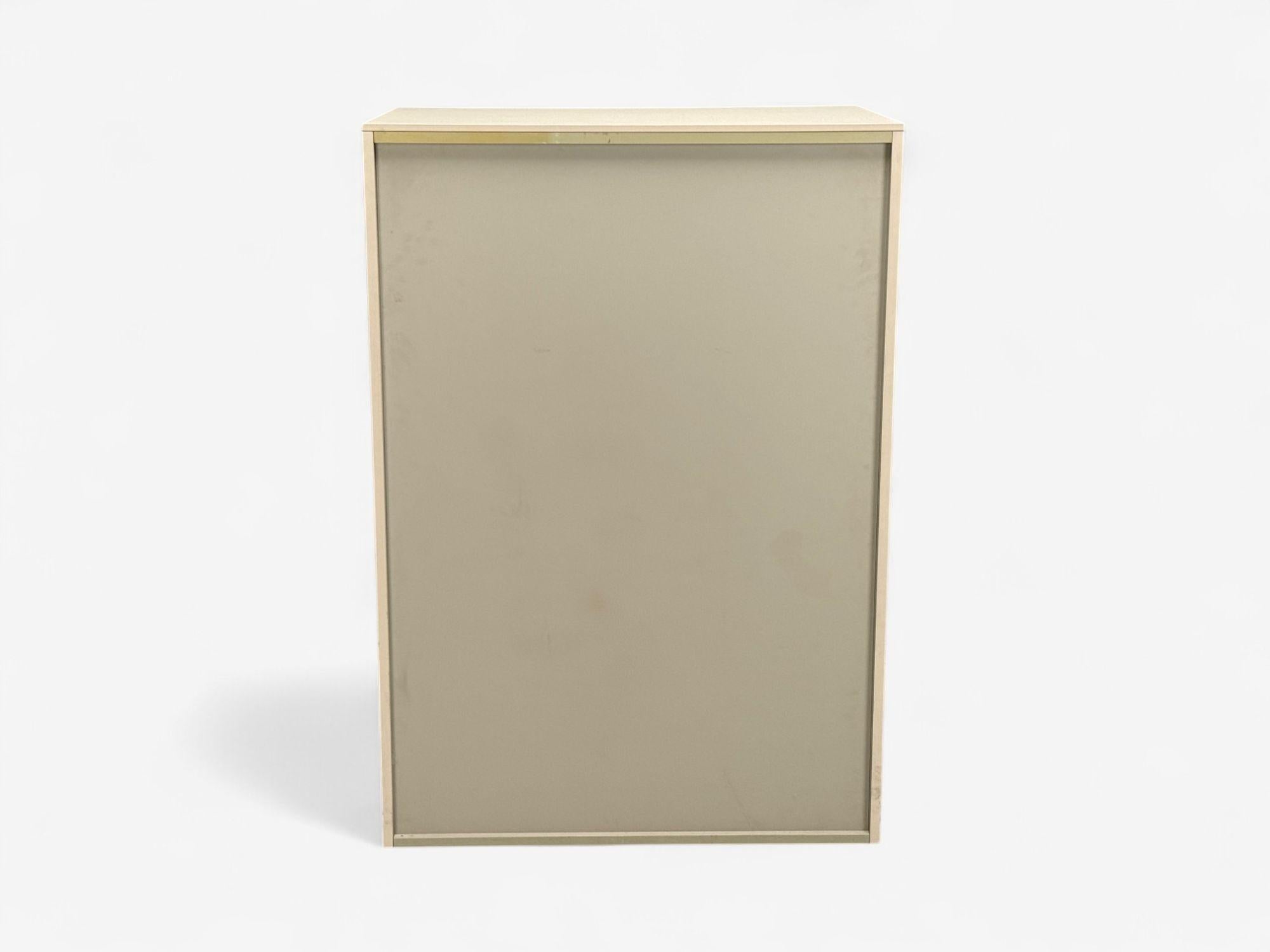 Guilio Cappelini, Cream Matte Lacquer, Highboy, Italy, 2010s For Sale 3