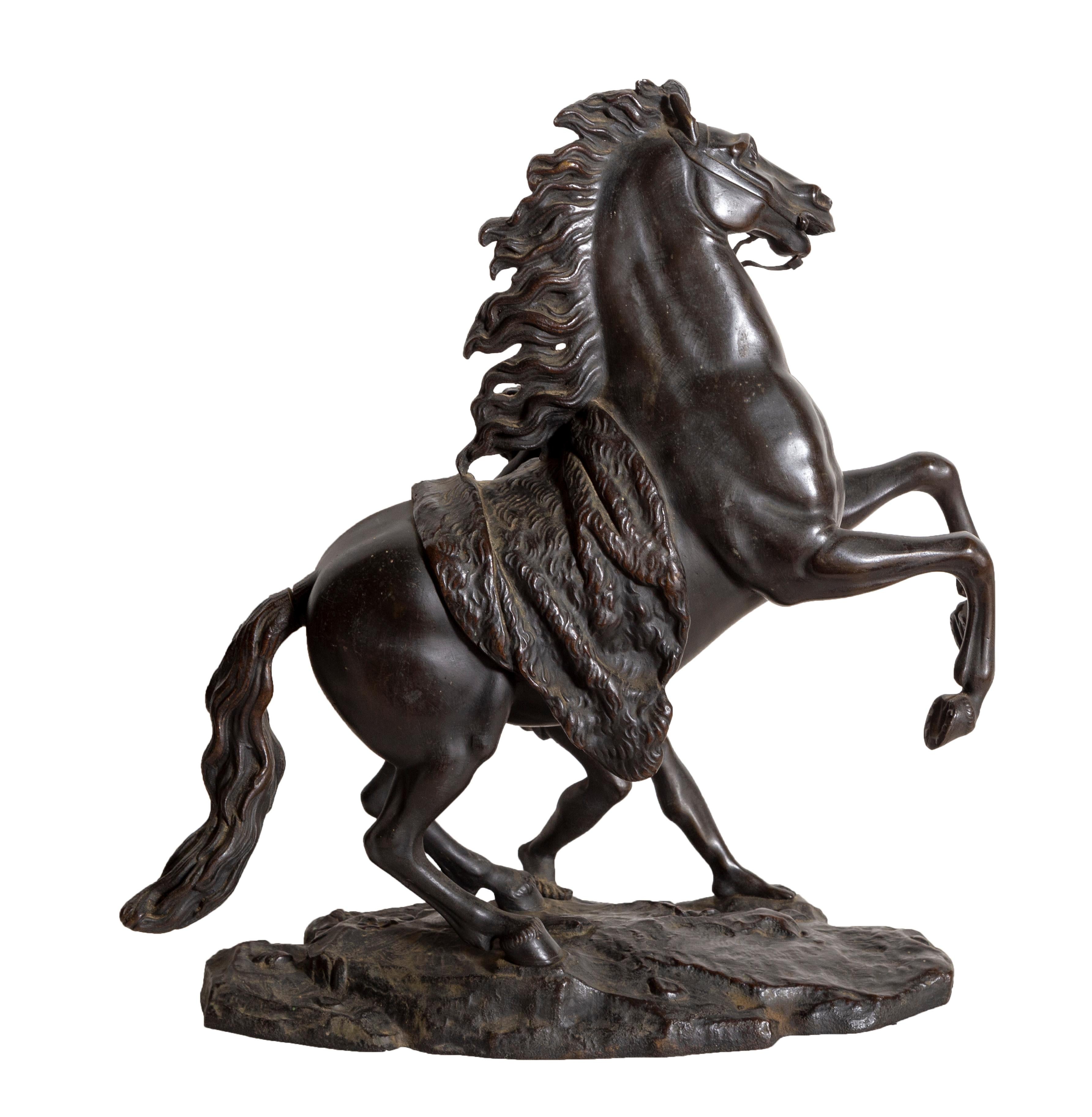 Cheval de Marly, Escultura ecuestre de bronce de Guillaume Coustou en venta 4