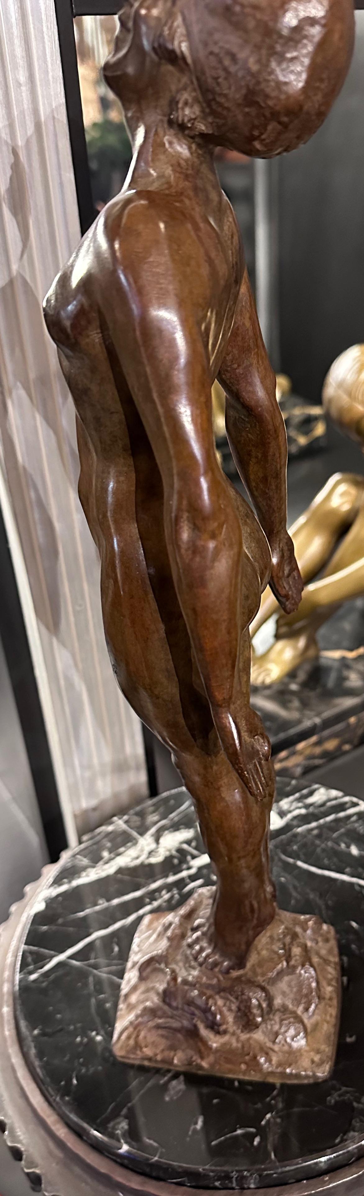 Statue féminine nue se baignant de style Art déco français de Guillaume Dumont 1923 en vente 11