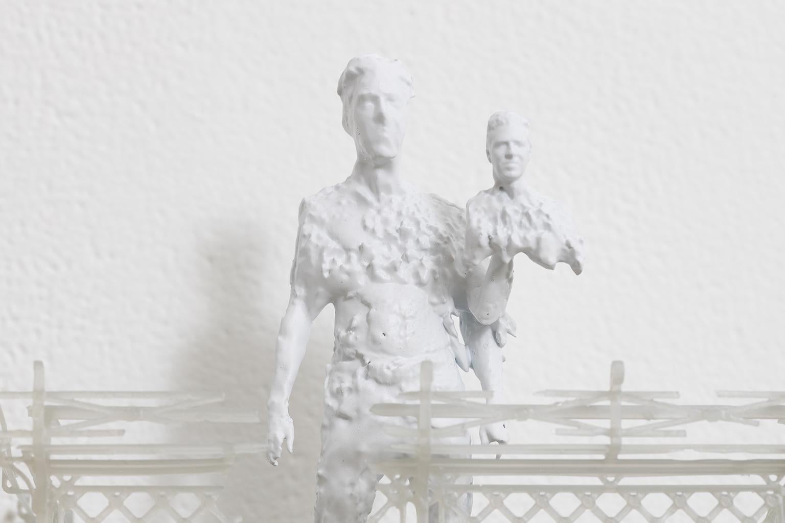 Doum - Gray Figurative Sculpture by Guillaume Lachapelle
