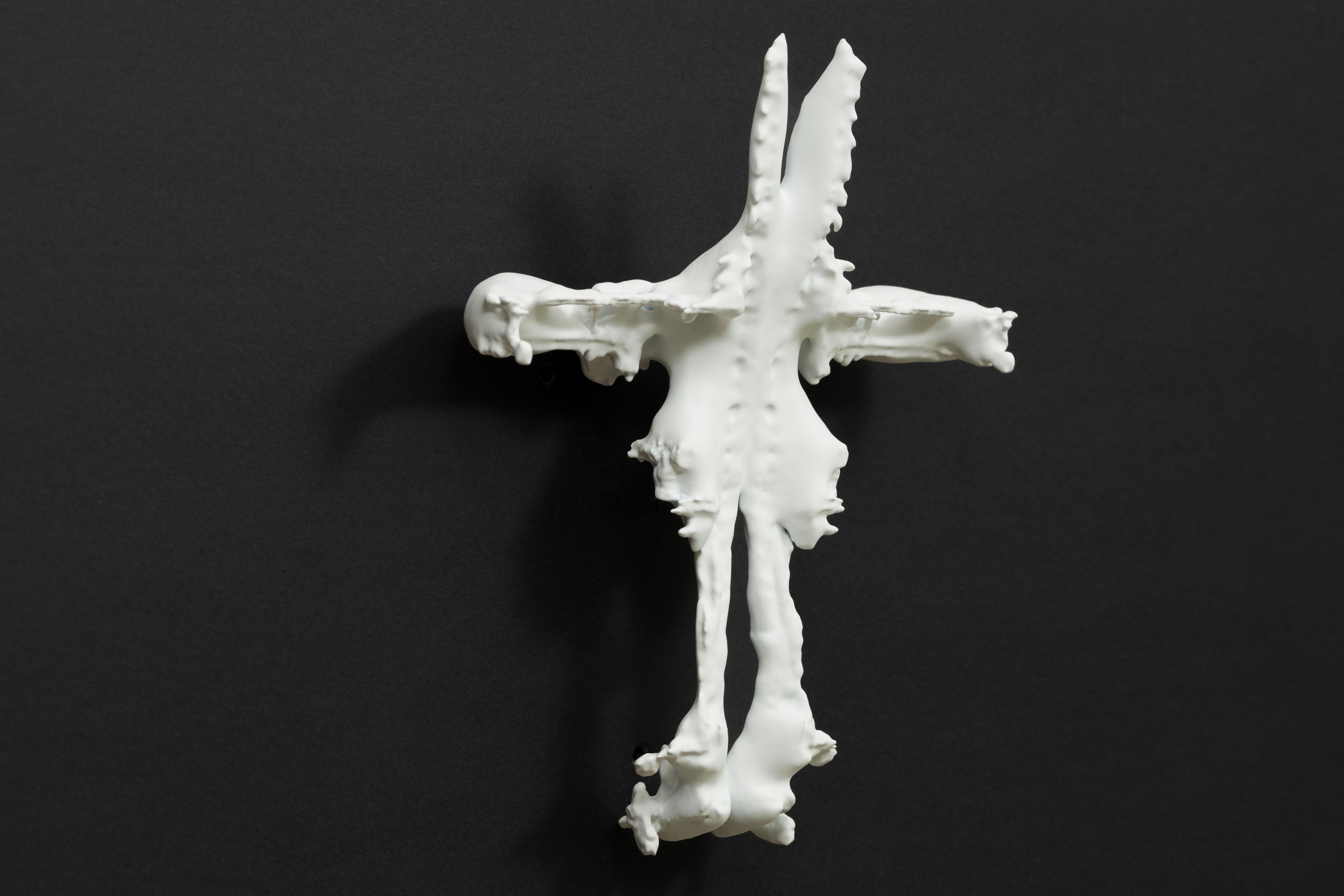 Guillaume Lachapelle Figurative Sculpture - Extrapolation 2