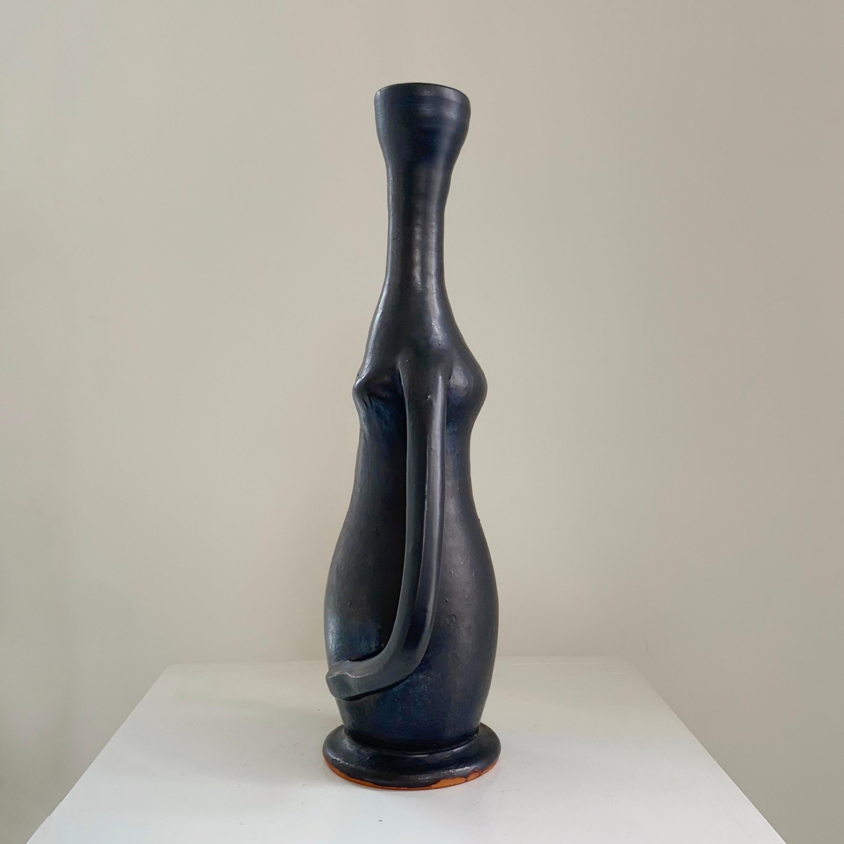Milieu du XXe siècle Vase antropomorphe en céramique de Guillaume Met De Penninghen, vers 1950, France. en vente