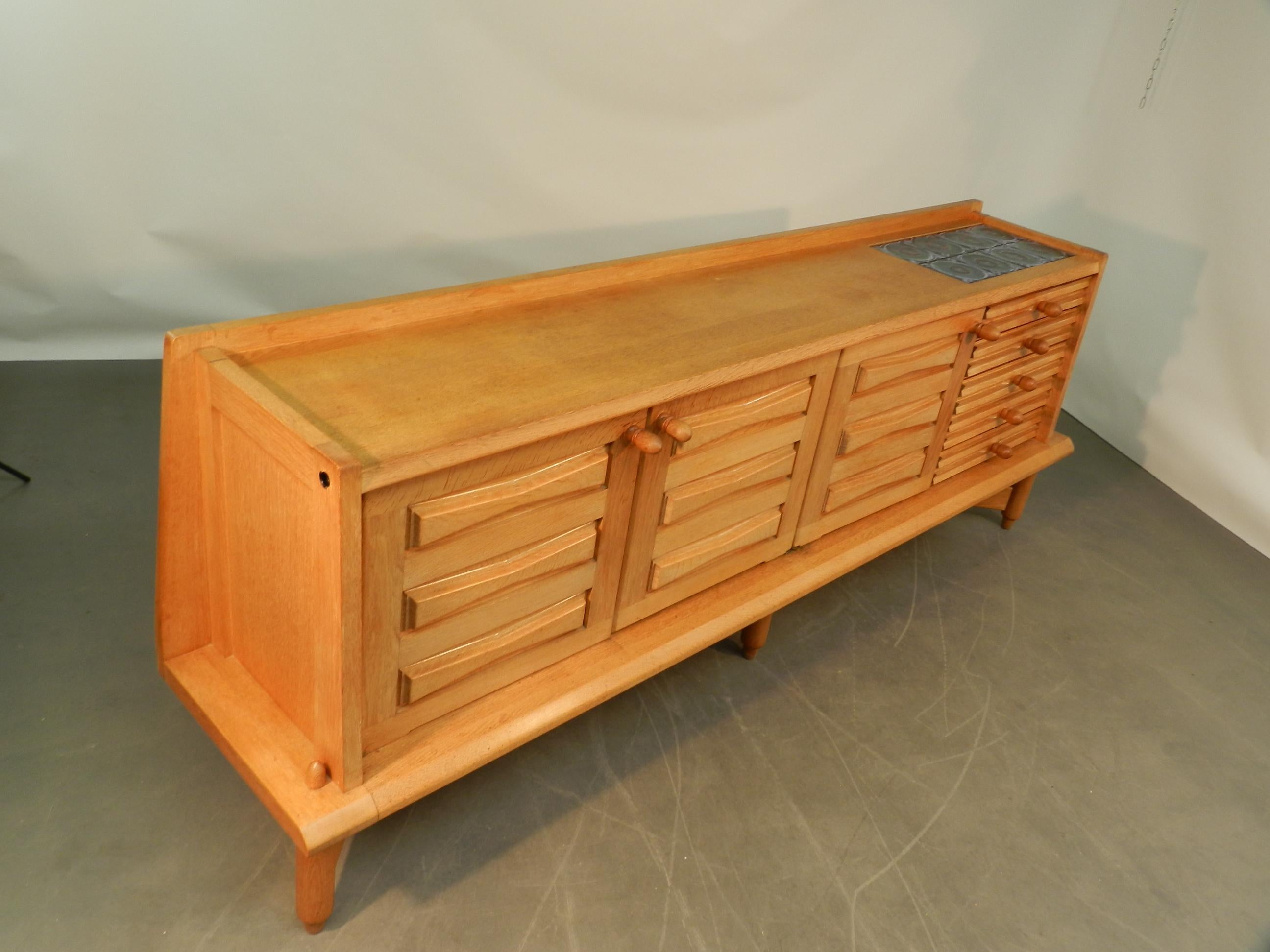 Guillerme and Chambron Credenza in Oak, Edition Votre Maison, circa 1970 For Sale 5