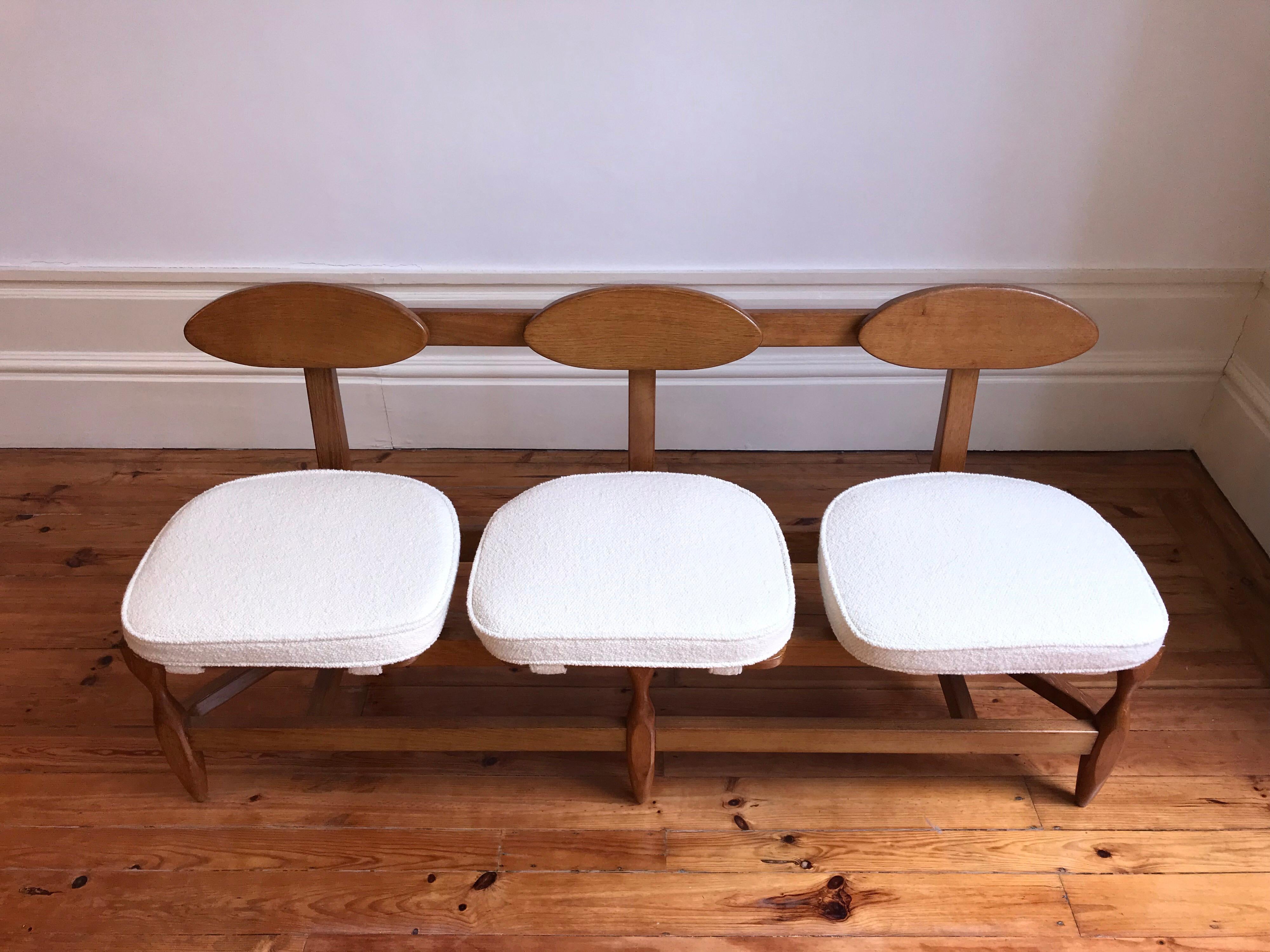 Mid-Century Modern Guillerme and Chambron Midcentury Solid Oak Thee Seats Bench, Votre Maison, 1960
