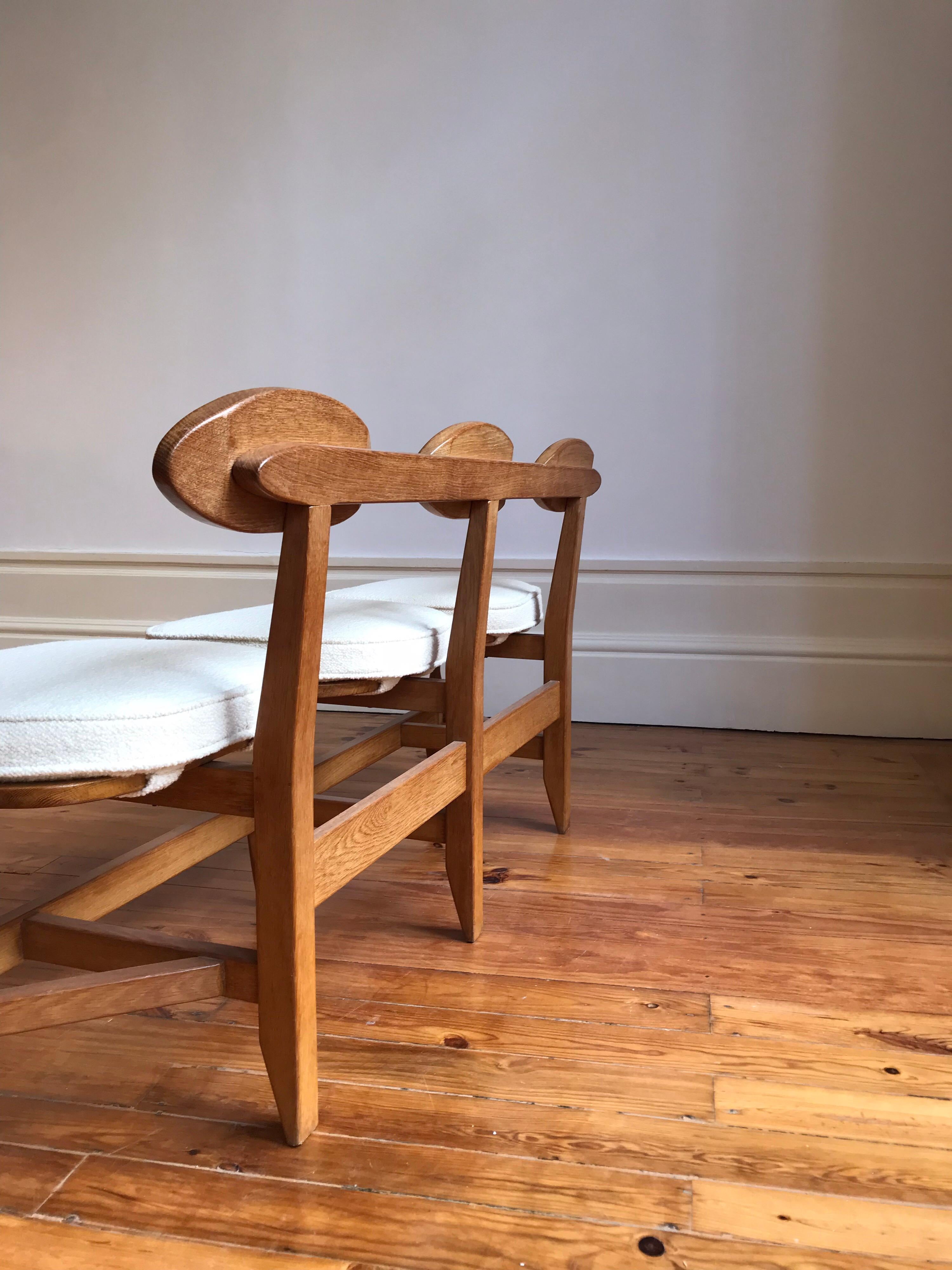 Guillerme and Chambron Midcentury Solid Oak Thee Seats Bench, Votre Maison, 1960 1