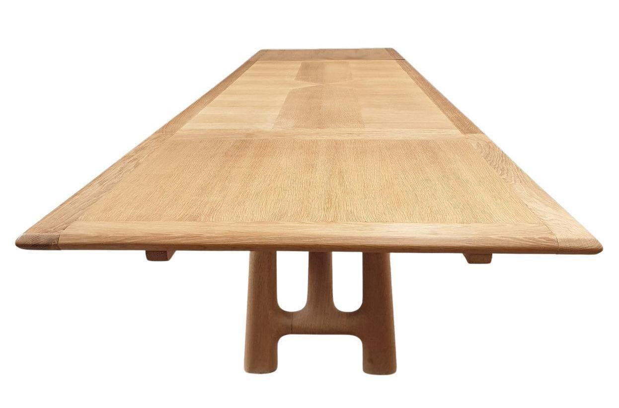 Fin du 20e siècle Guillerme and Chambron, table en Oak, Edition Votre Maison circa 1970/1980 en vente