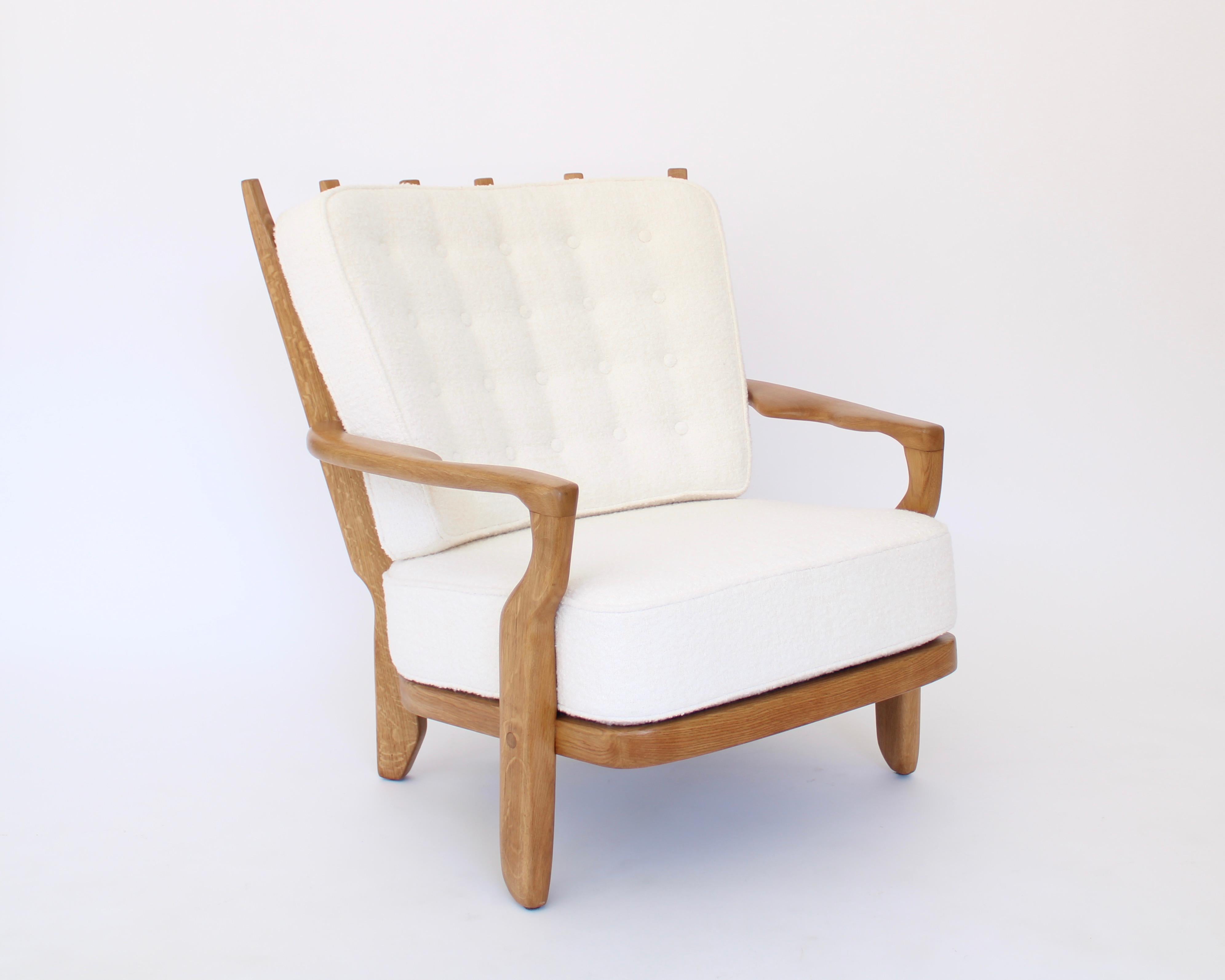 French Guillerme and Chambron Pair of Oak Model Juliette Lounge Chairs for Votre Maison
