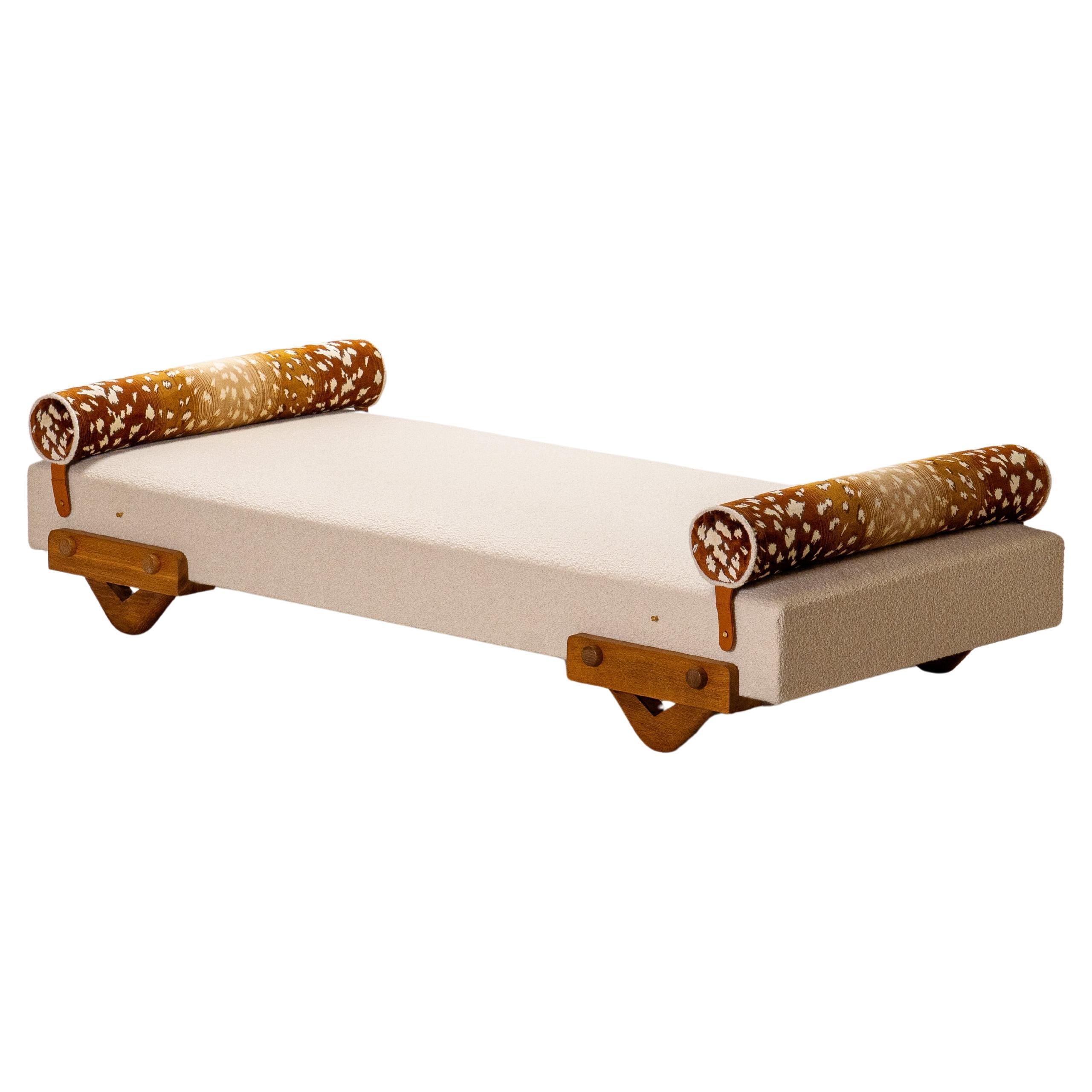 Guillerme e Chambron, Rare Daybed for Votre Maison", 1960.