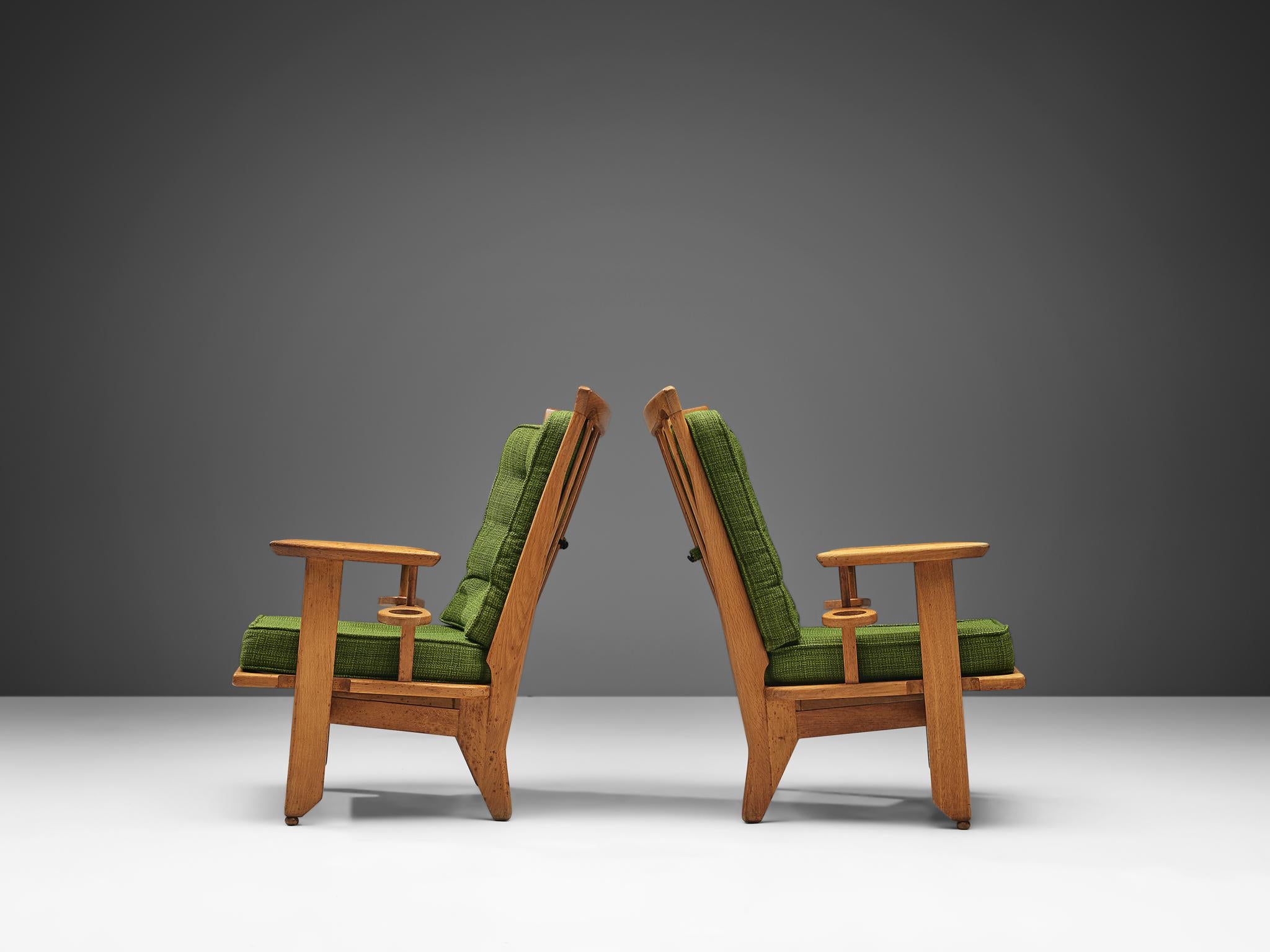 Mid-20th Century Guillerme & Chambron Pair of Lounge Chairs in Oak and Green Upholstery