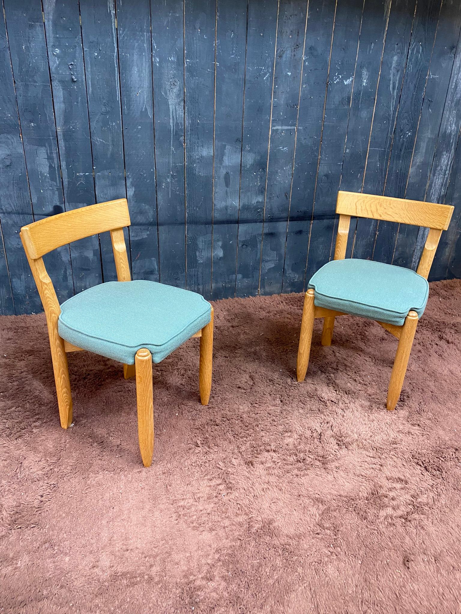 Guillerme and Chambron, Suite de 6 chaises, circa 1970 en vente 2