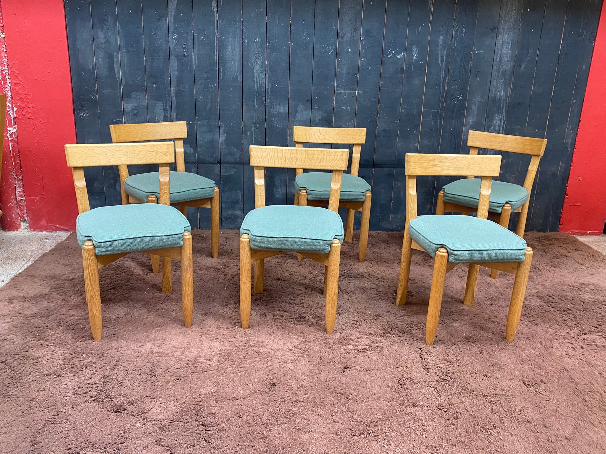 Guillerme et Chambron, Suite of 6 oak chairs Edition 