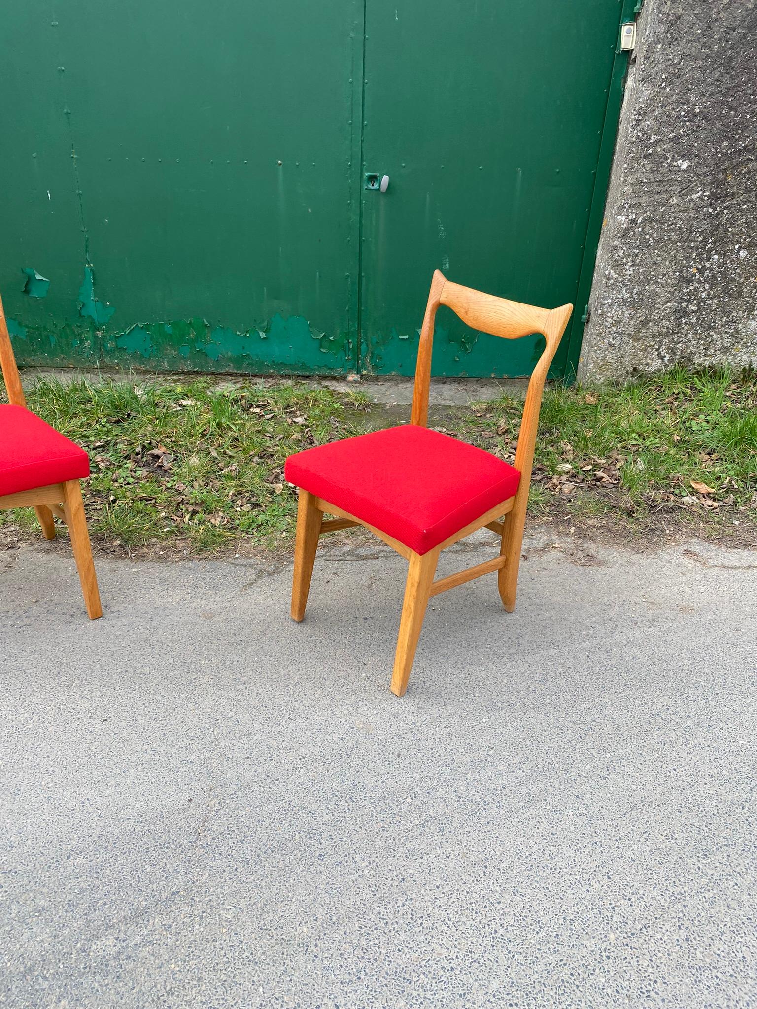 Oak Guillerme and Chambron, Suite of 6 Chairs Model 