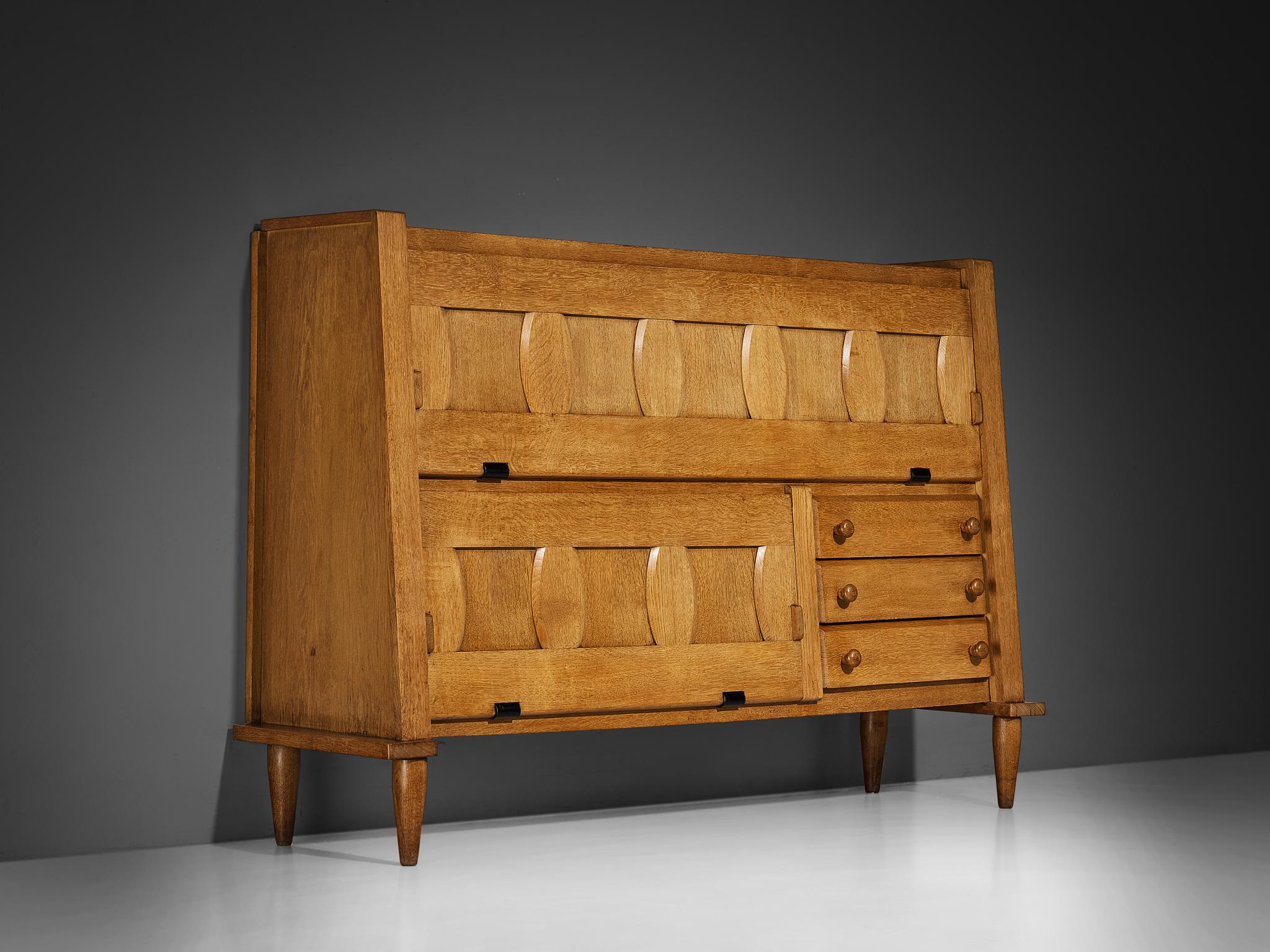 Armoire Guillerme & Chambron en chêne massif Bon état - En vente à Waalwijk, NL