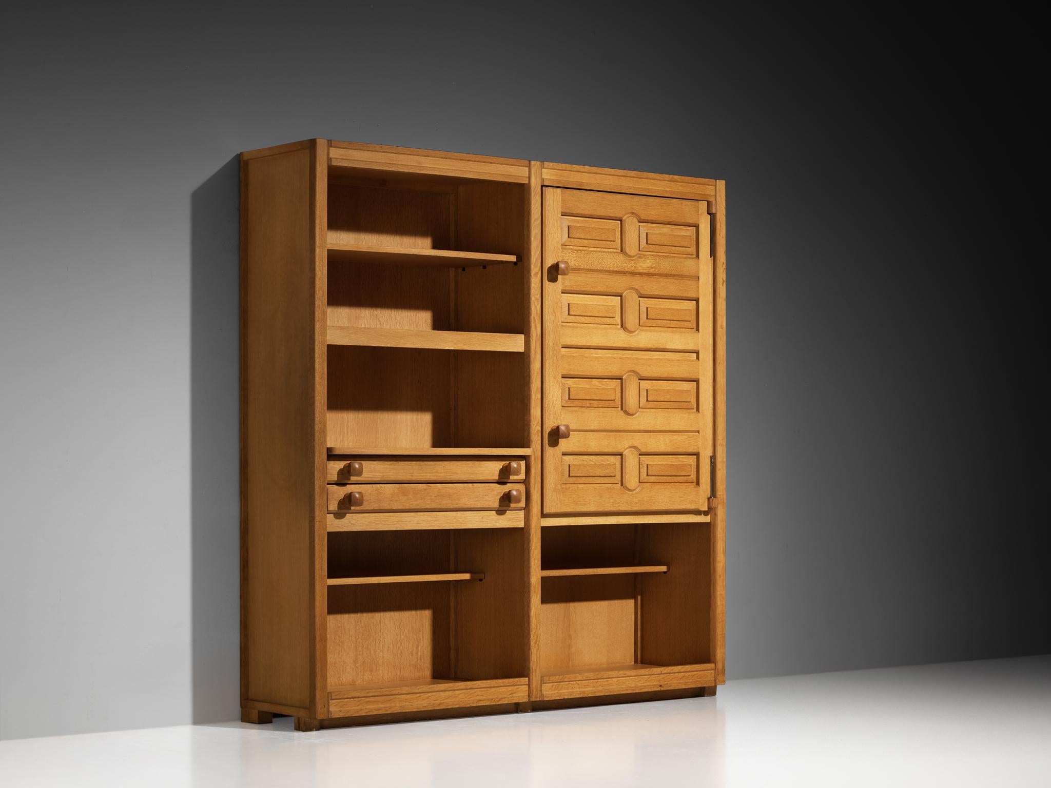 Guillerme & Chambron Cabinet or Cupboard in Solid Oak In Good Condition For Sale In Waalwijk, NL