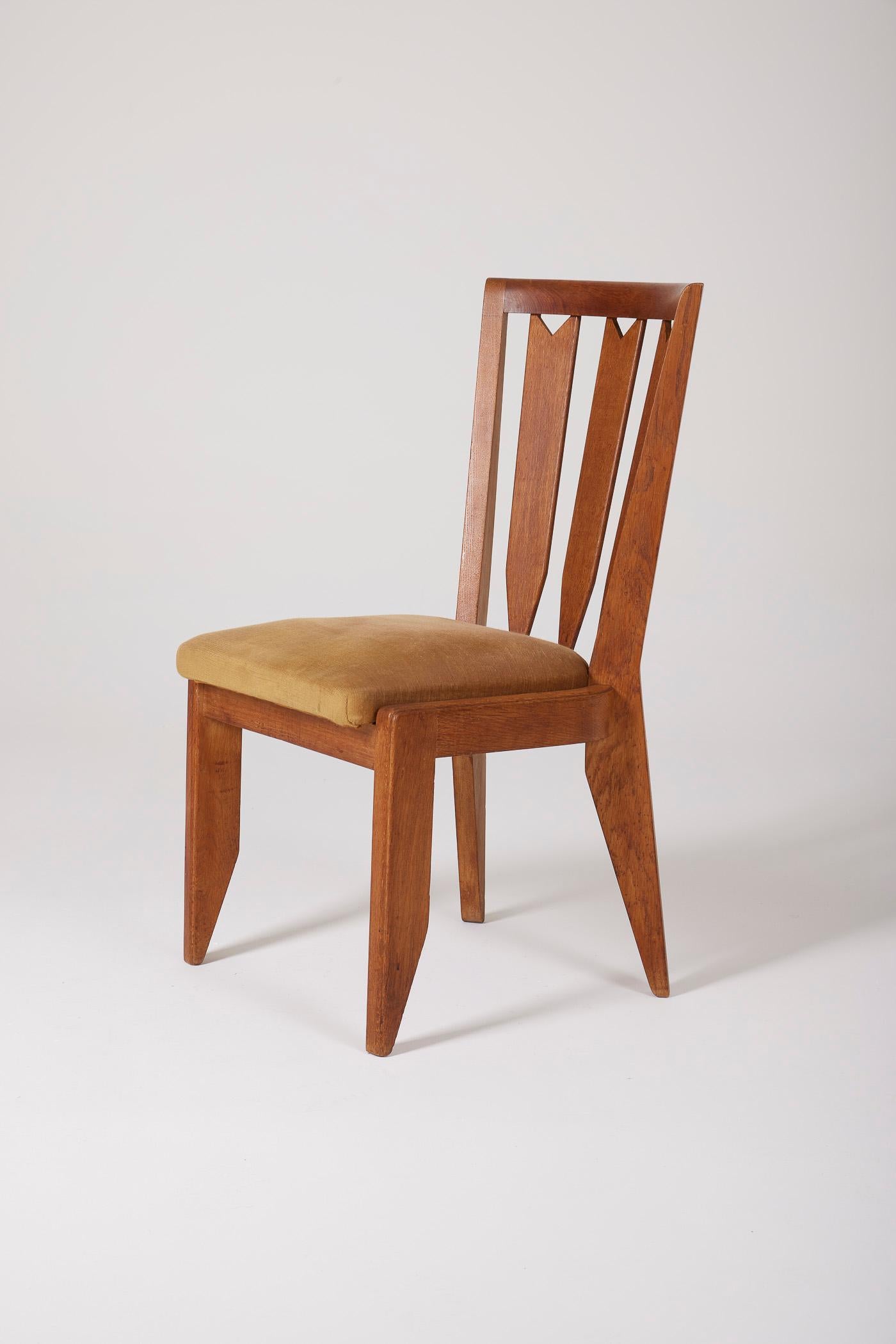 Stuhl der Designer Robert Guillerme und Jacques Chambron, 1960er Jahre. Die Struktur ist aus Eiche, der Sitz aus Stoff. Perfekter Zustand.

LP2030 