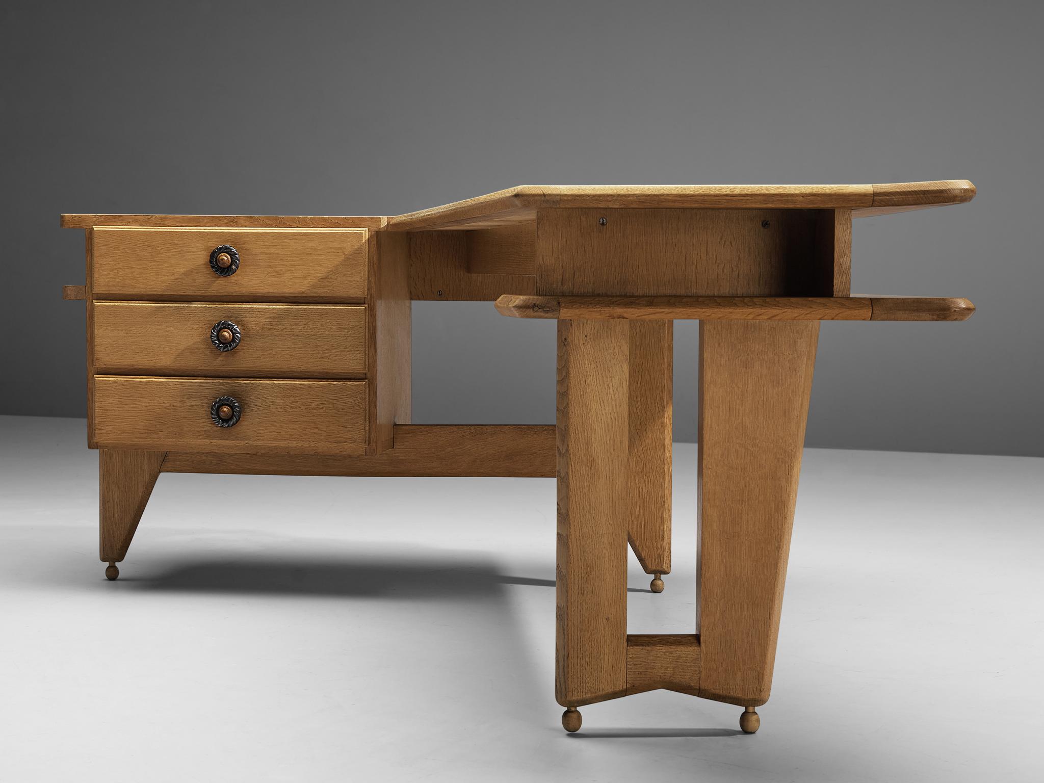 oak corner desks