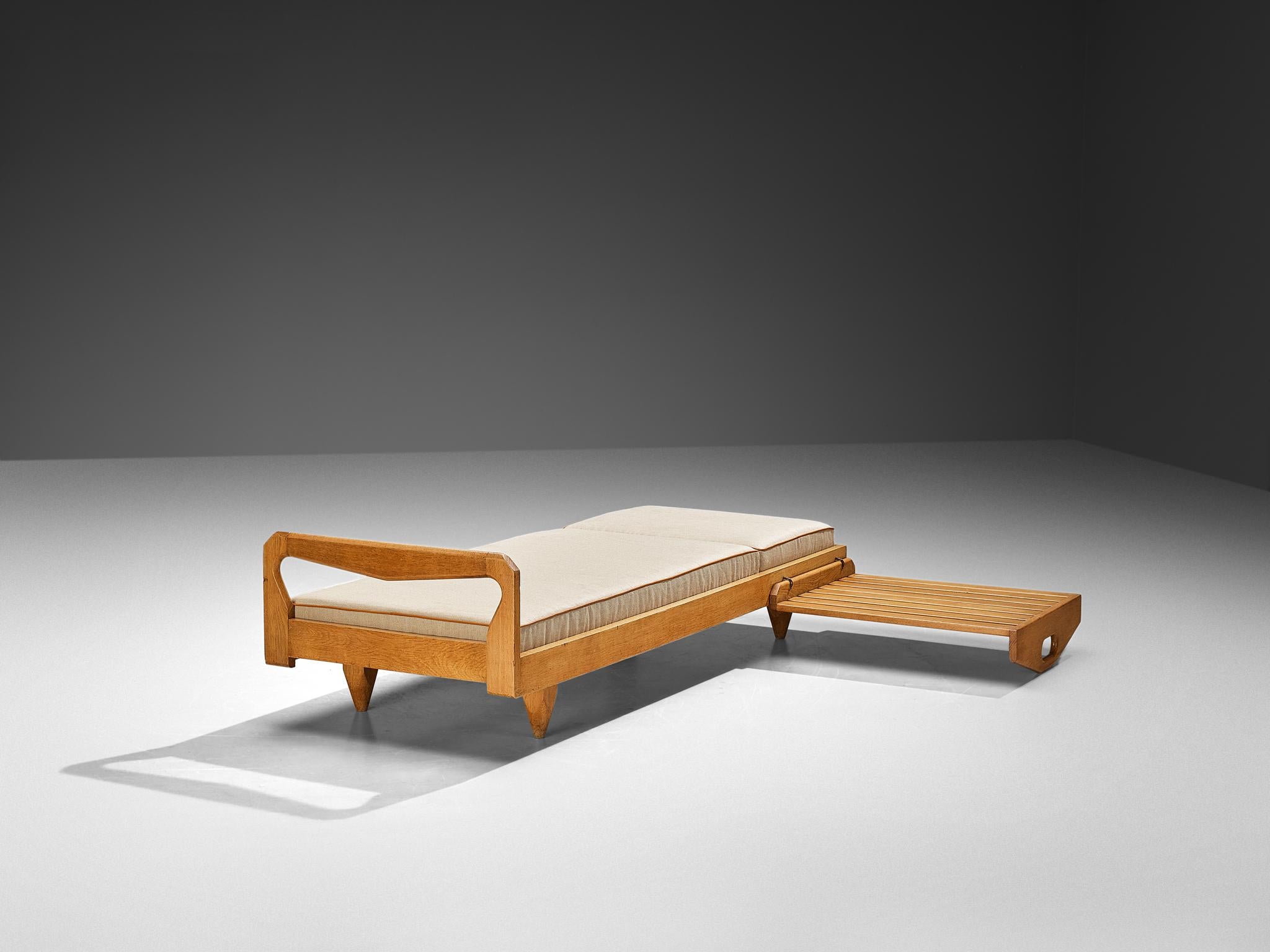 Mid-20th Century Guillerme & Chambron Daybed or Bench with Side Table in Oak and Fabric  For Sale