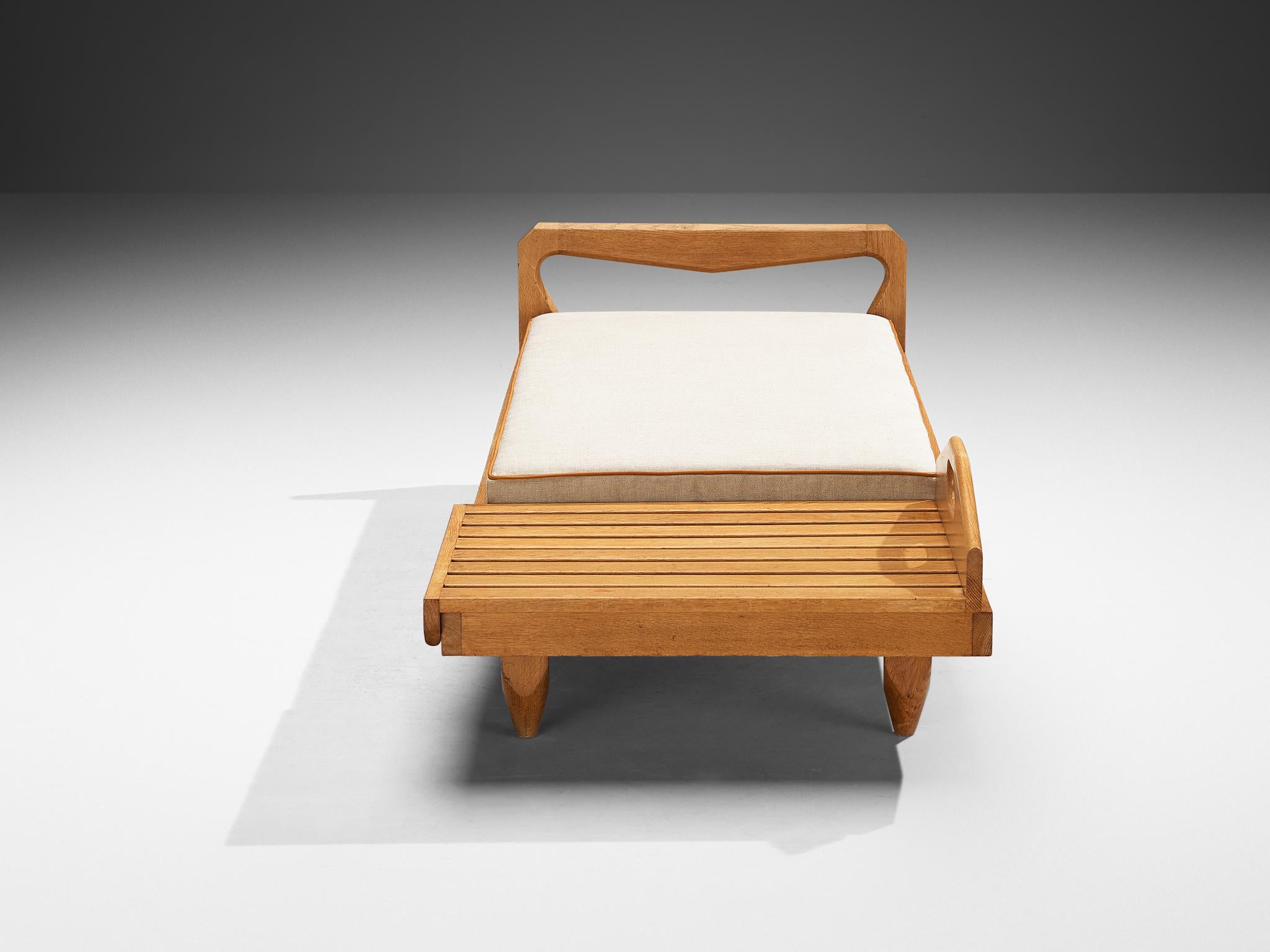 Guillerme & Chambron Daybed or Bench with Side Table in Oak and Fabric  For Sale 2