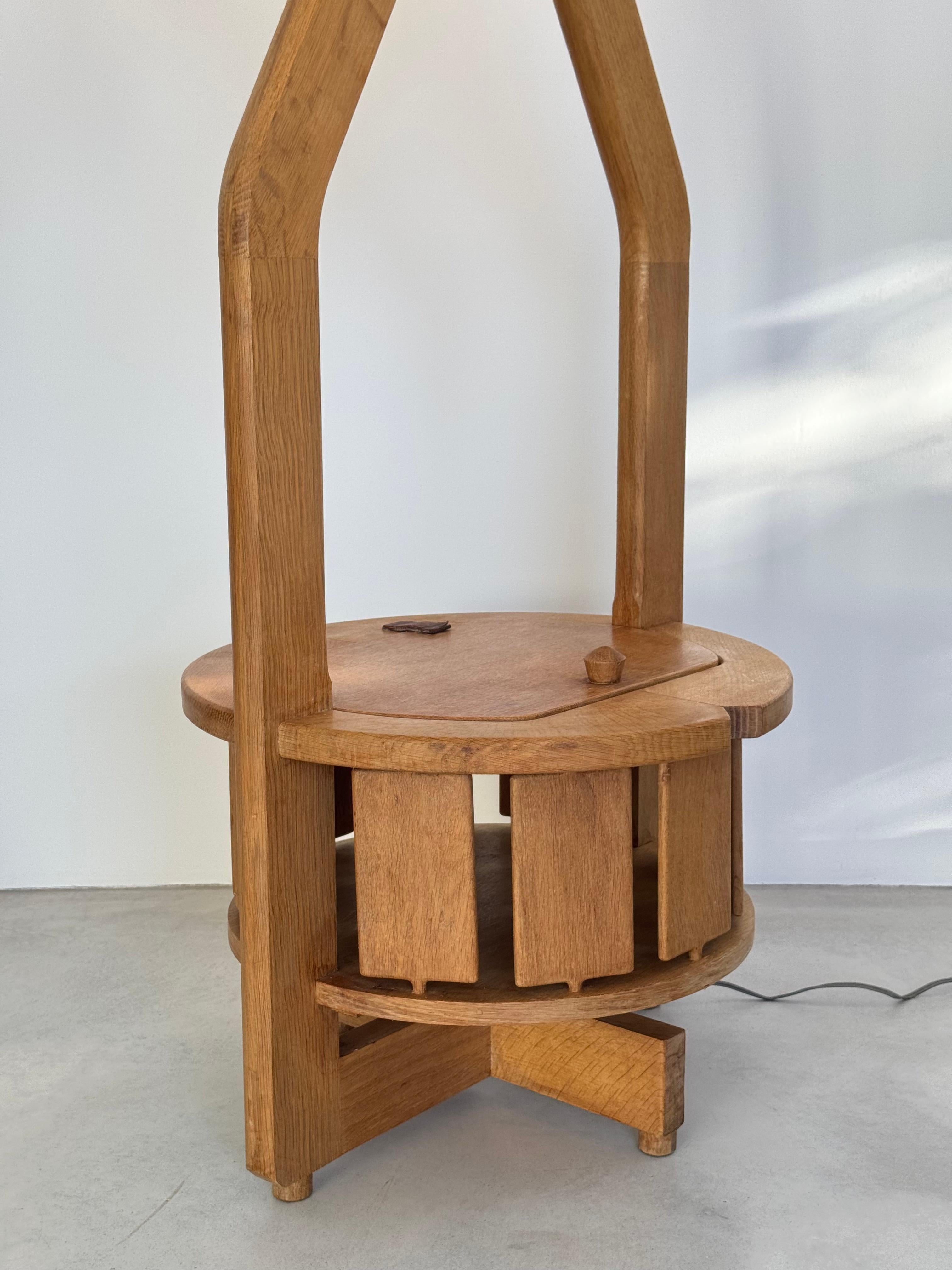 Guillerme & Chambron Design Almacenamiento Lámpara de pie   Votre Maison Francia circa 1960s en venta 6