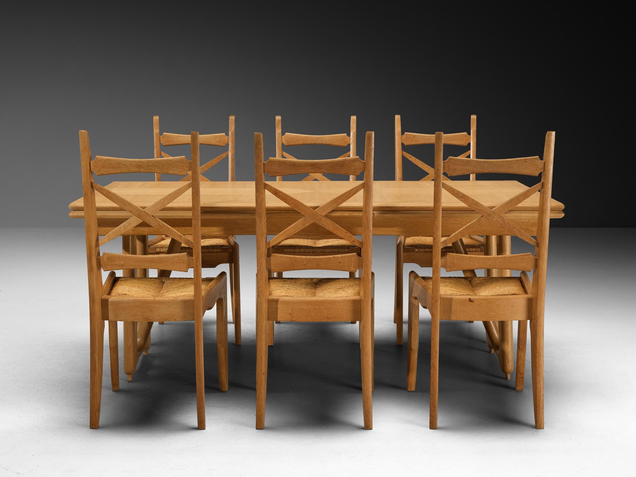 Français Ensemble de salle à manger Guillerme & Chambron avec table et chaises 'L'Italienne