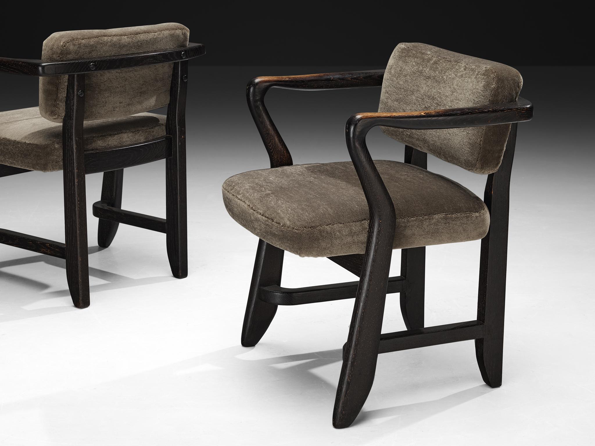 Guillerme & Chambron Dining Set with Round Table and 'Bridge Denis' Chairs For Sale 1