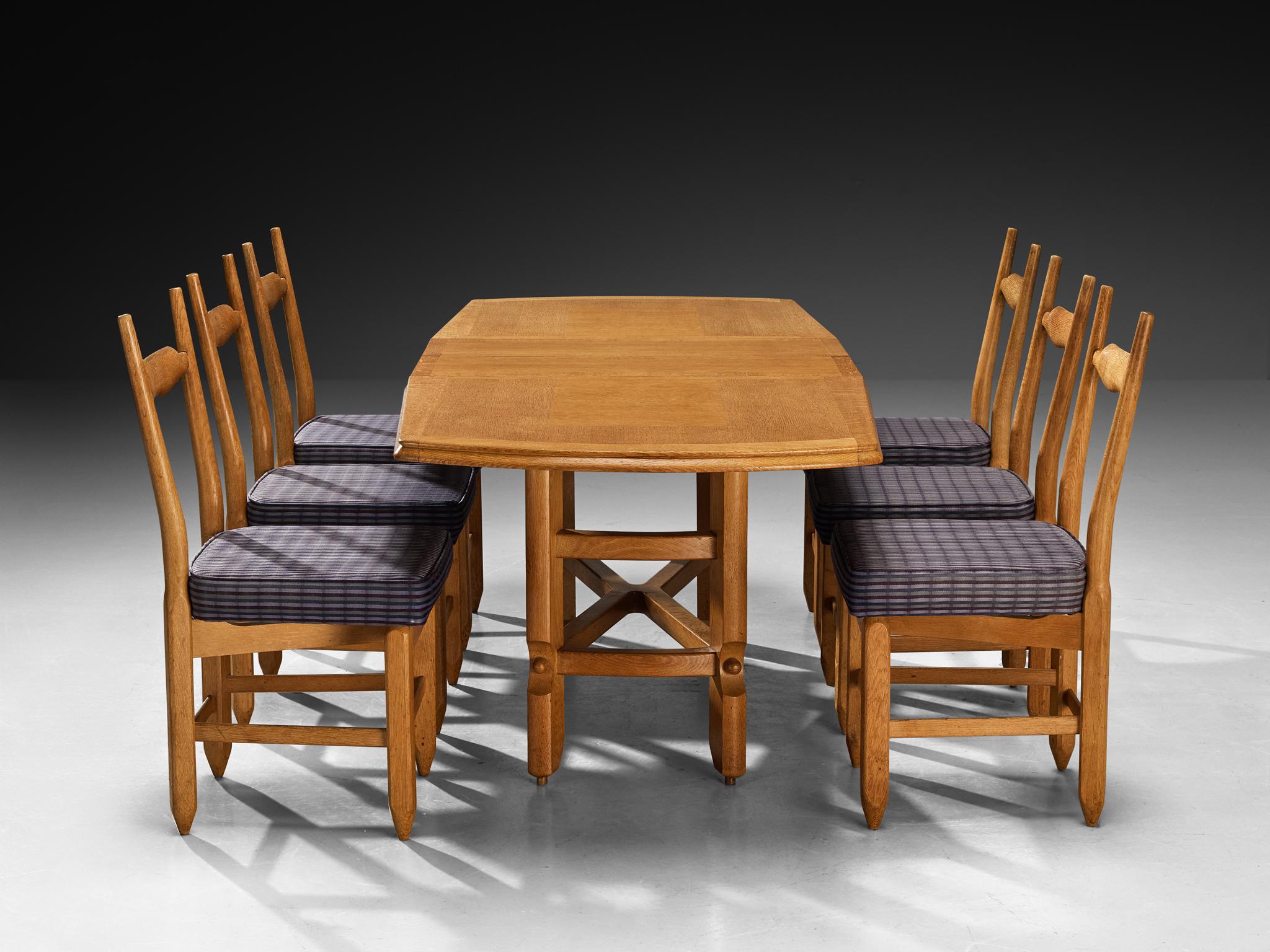 Guillerme & Chambron Dining Set with Six 'Charles' Dining Chairs and Table In Good Condition For Sale In Waalwijk, NL