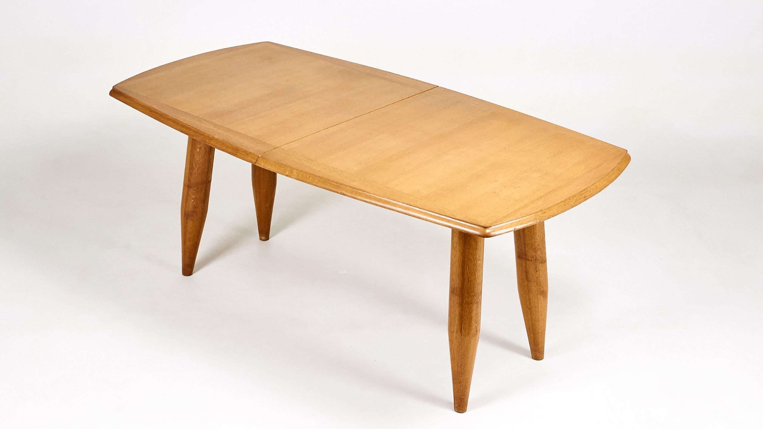 Guillerme & Chambron, Dining Table, circa 1960 In Good Condition In Munster, NRW
