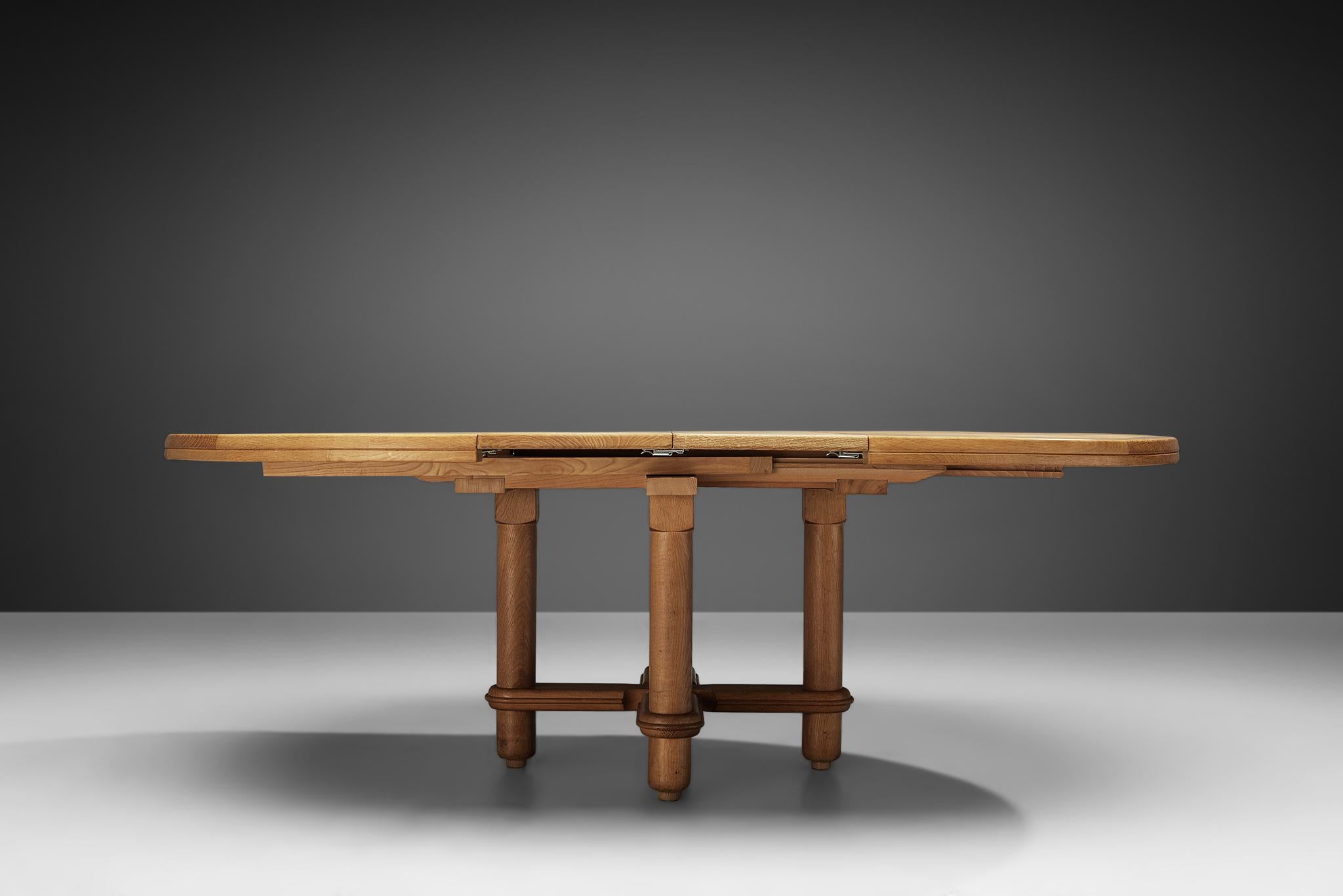 French Guillerme & Chambron Extendable Dining Table in Oak 