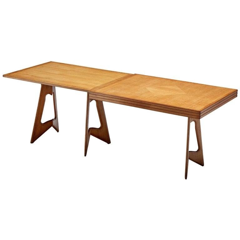 Guillerme & Chambron, extendable dining table in solid oak. Edition Votre Maison.
Dimension opened: 83.8 in. width.