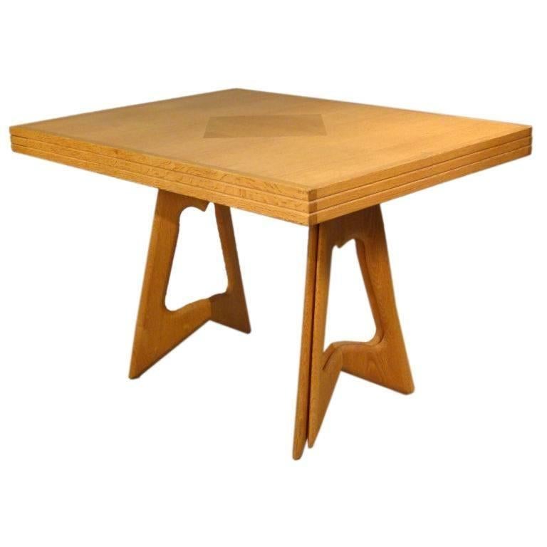 French Guillerme & Chambron, Extendable Dining Table in Solid Oak, Edition Votre Maison For Sale