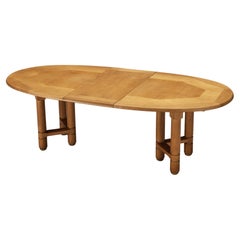 Guillerme & Chambron Extendable 'Elmyre' Dining Table in Solid Oak
