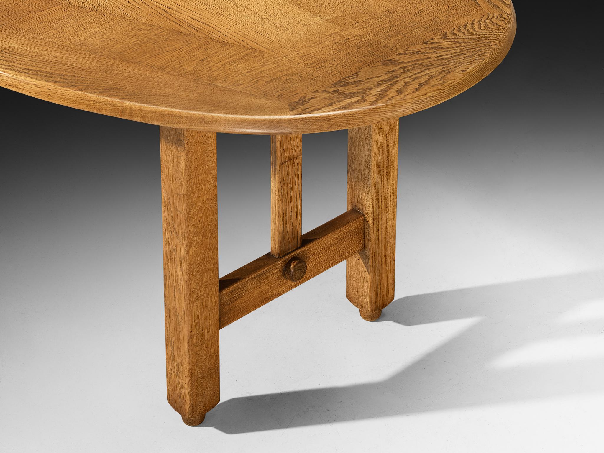 Mid-20th Century Guillerme & Chambron Extendable Round Dining Table in Oak For Sale
