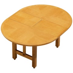 Guillerme & Chambron Table de salle à manger ronde extensible en Oak
