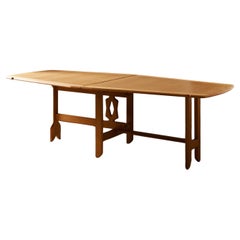 Guillerme & Chambron, table à manger pliante « Wallet », éd. Votre Maison, Danemark