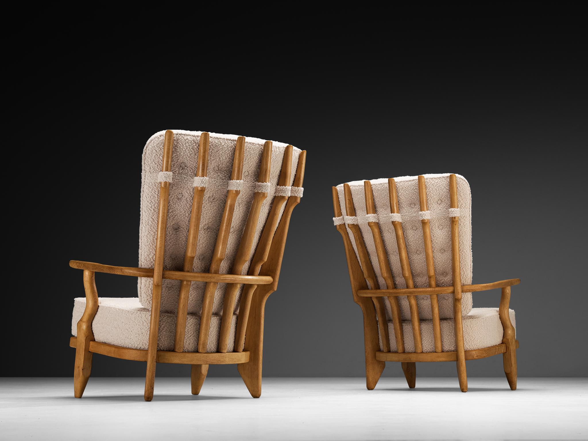 Guillerme et Chambron pour Votre Maison, chaises longues 'Grand Repos', chêne, tissu, France, années 1960.

Guillerme & Chambron sont connus pour leurs meubles en chêne massif de haute qualité, dont celui-ci est un autre exemple. Cette chaise a une