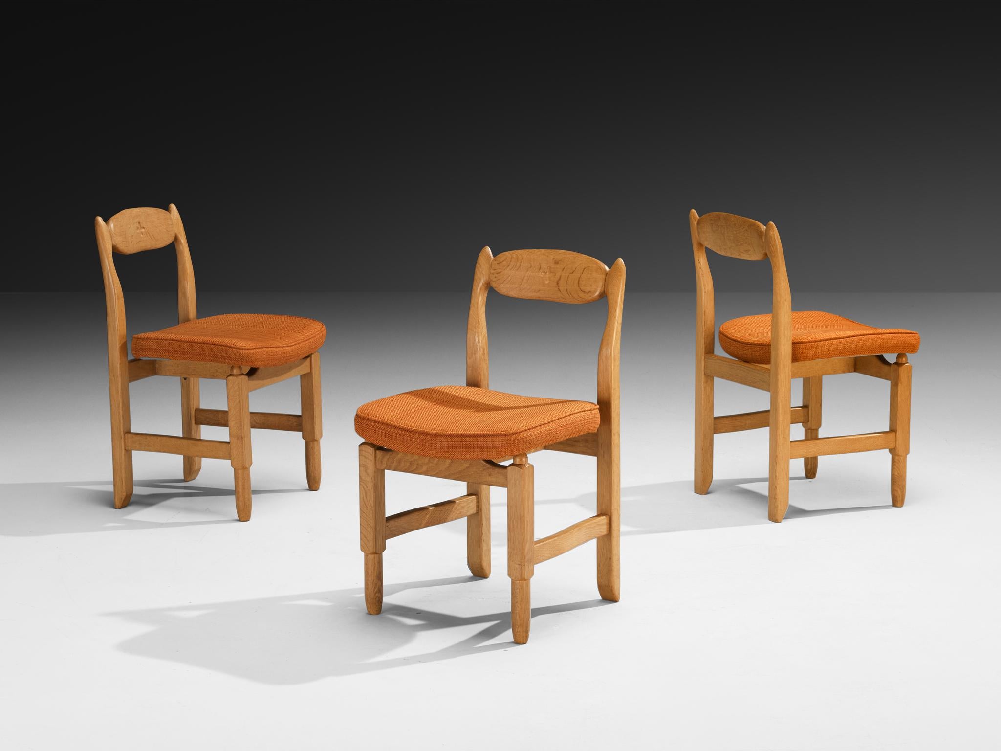Fabric Guillerme & Chambron for Votre Maison 'Lorraine' Chairs in Oak For Sale