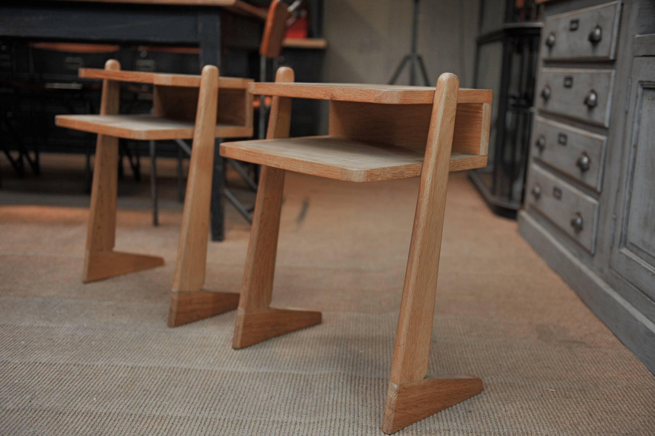 Solid oak side tables by French Designers Guillerme & Chambron for Votre Maison, circa 1950.



 

 