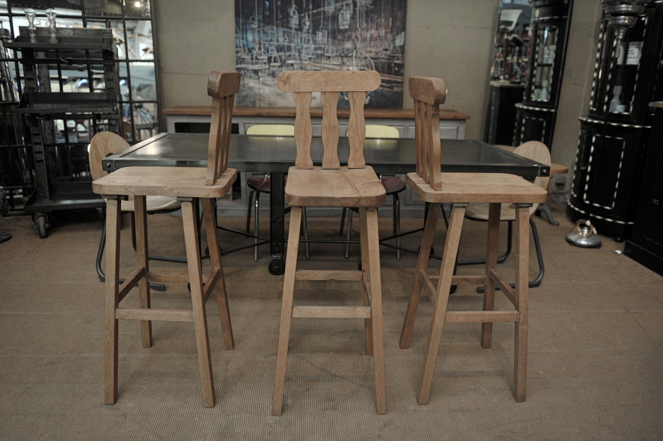 3 solid oak high bar stools by French designers Guillerme & Chambron for Votre maison manufacturer circa 1960s price for one.