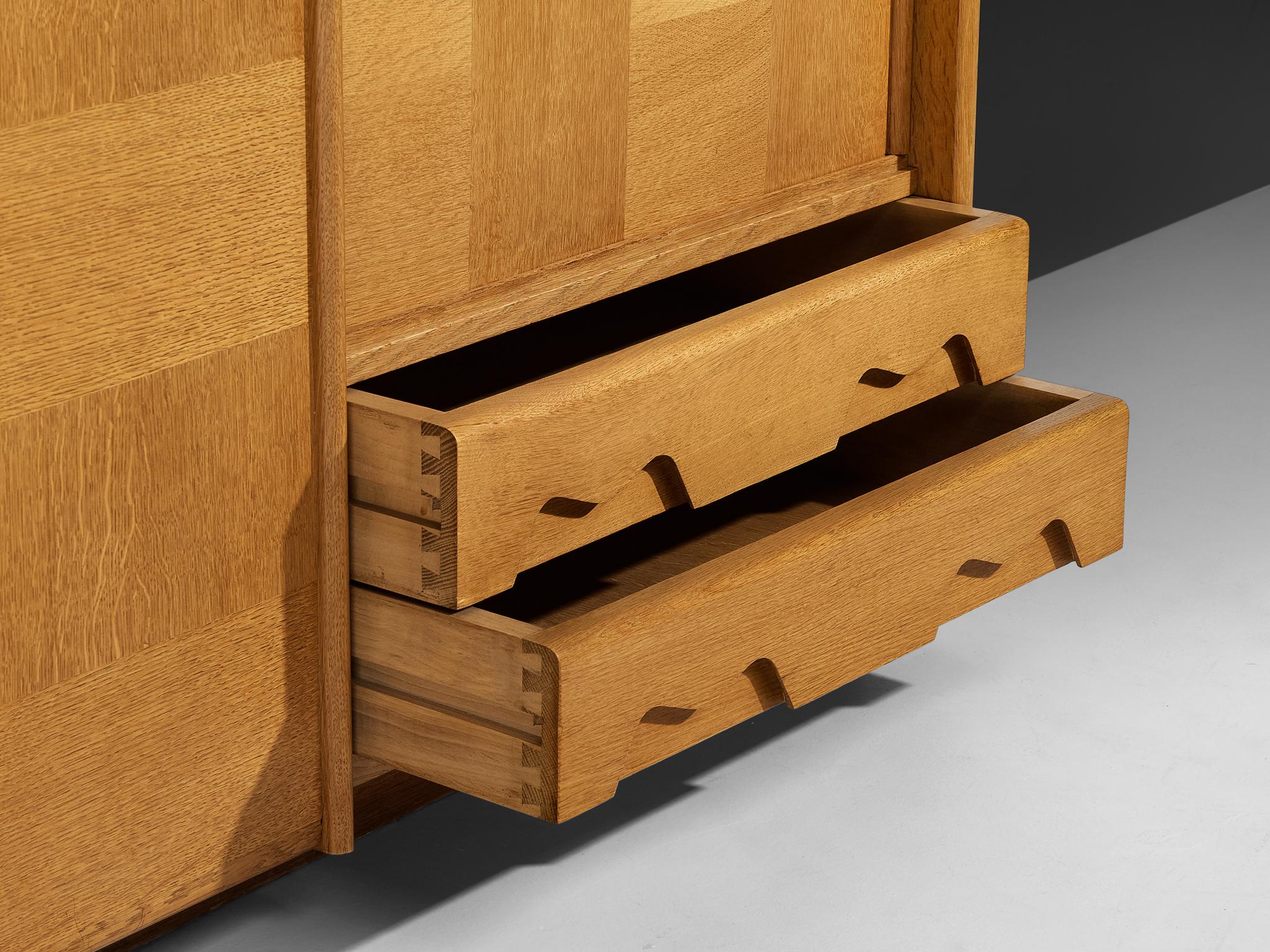 Guillerme & Chambron for Votre Maison Wardrobe in Oak en venta 4
