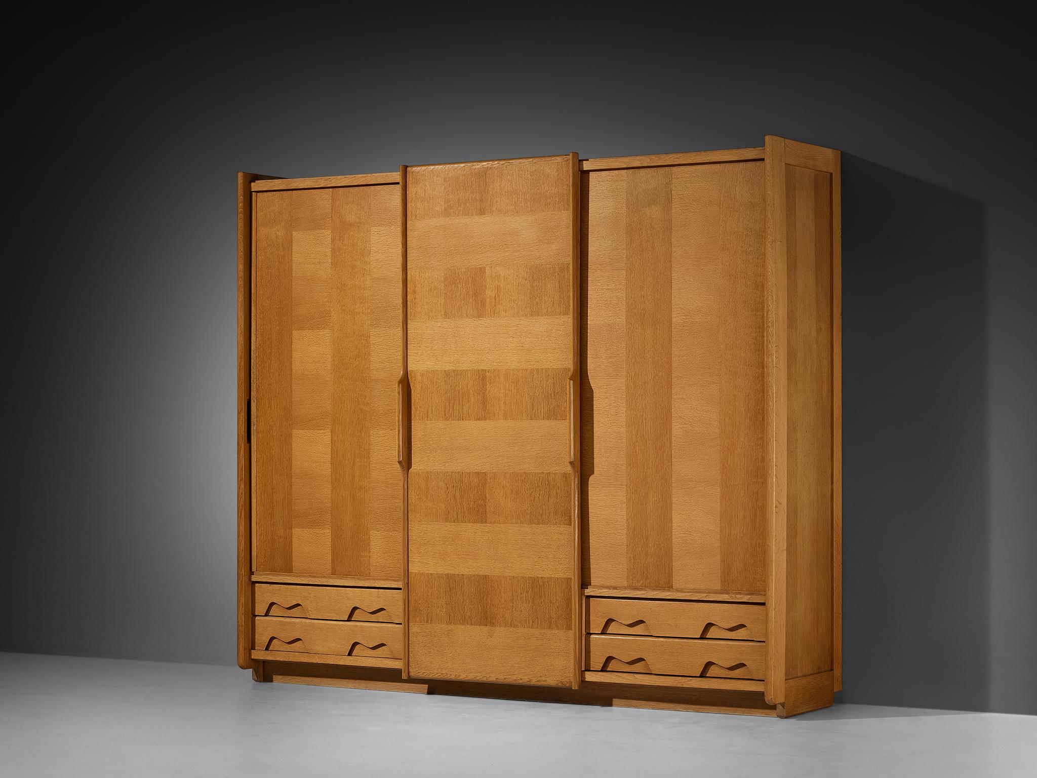 Guillerme & Chambron for Votre Maison Wardrobe in Oak en venta 2