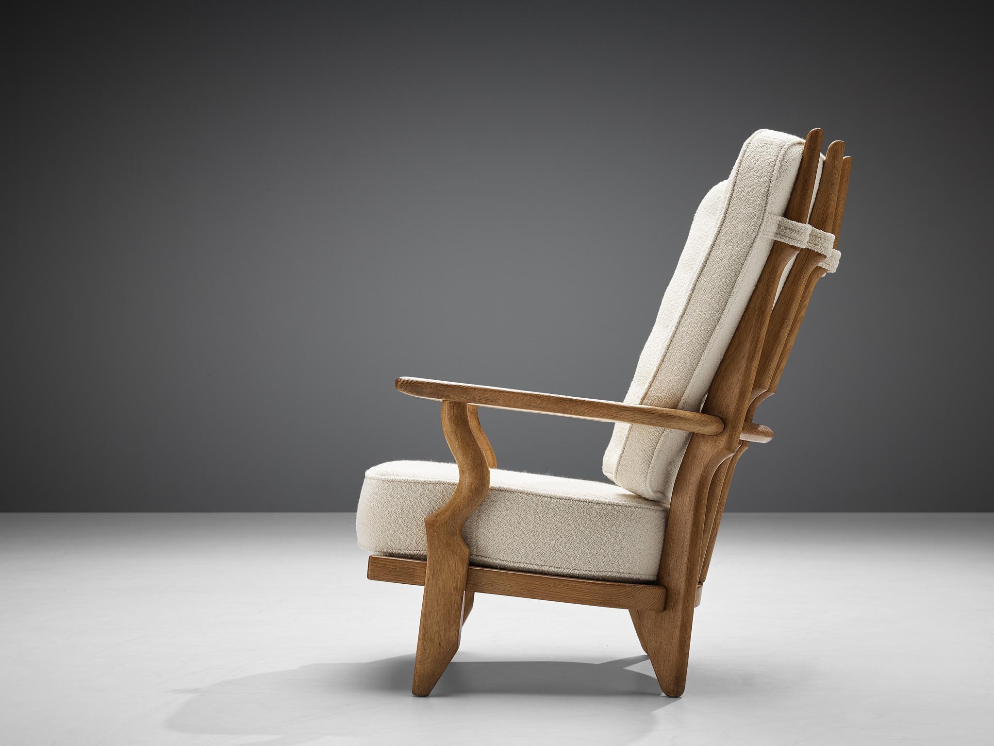 Mid-Century Modern Guillerme & Chambron 'Grand Repos' Lounge Chair in Oak and White Upholstery 