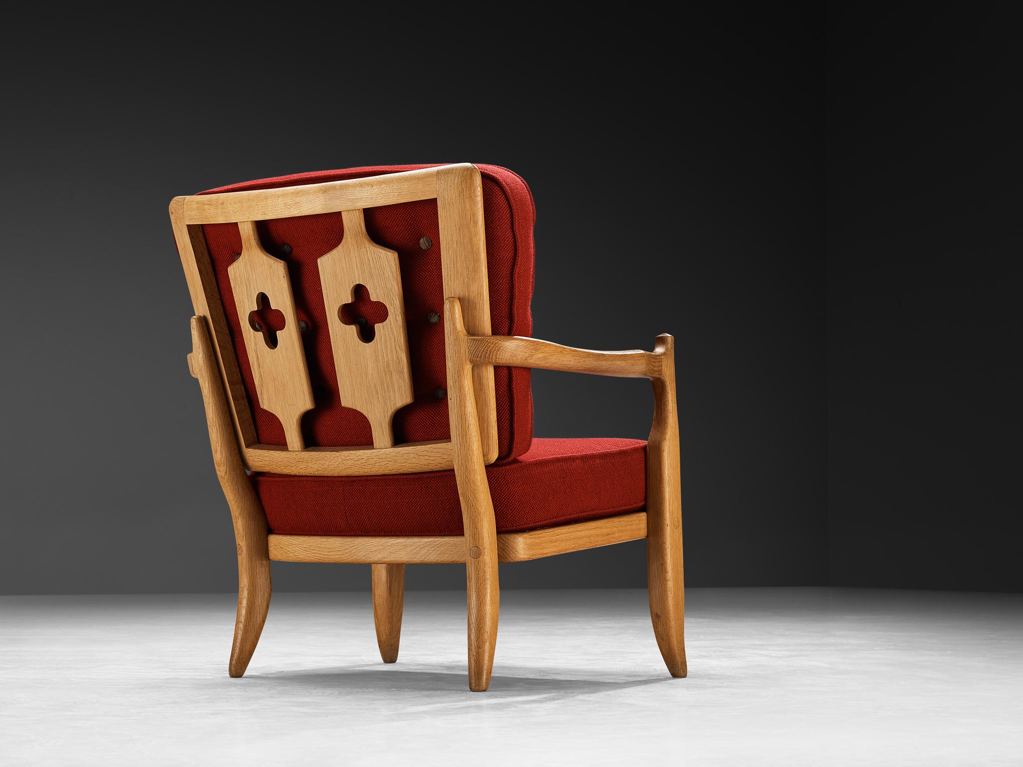 Guillerme & Chambron for Votre Maison, easy chair model ‘Jose’, oak, fabric, France, 1960s

Characteristic pa armchair by French designer duo Guillerme & Chambron. While the front convinces with its clear appearance, the backrest is surprisingly