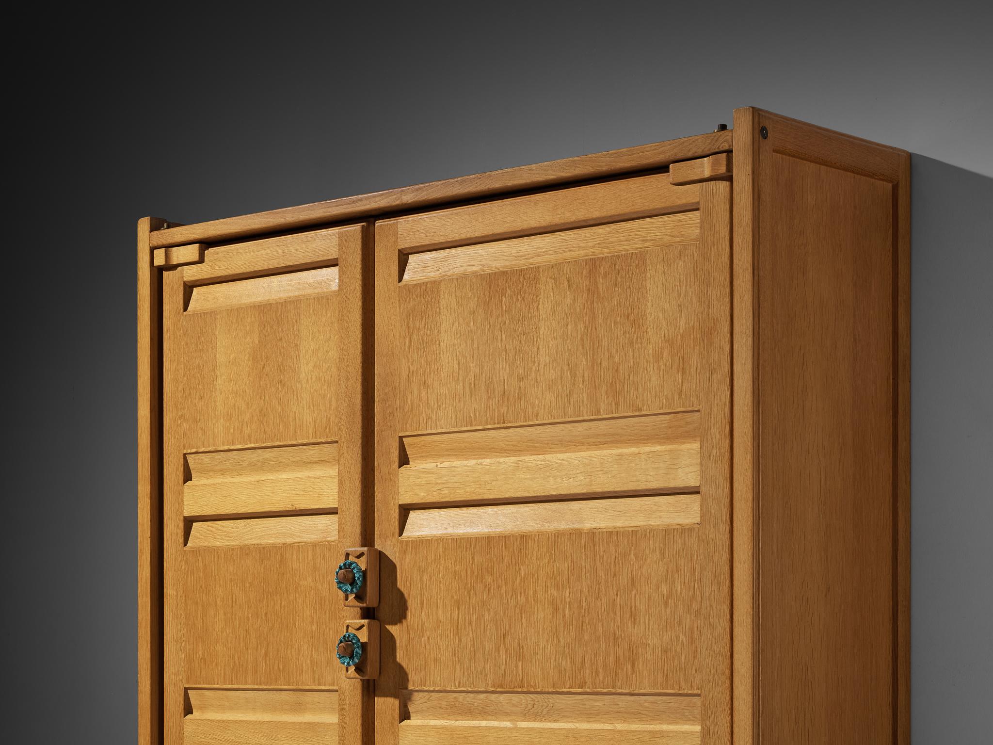 Ceramica Guillerme & Chambron Armadio grande o guardaroba in Oak massiccio in vendita
