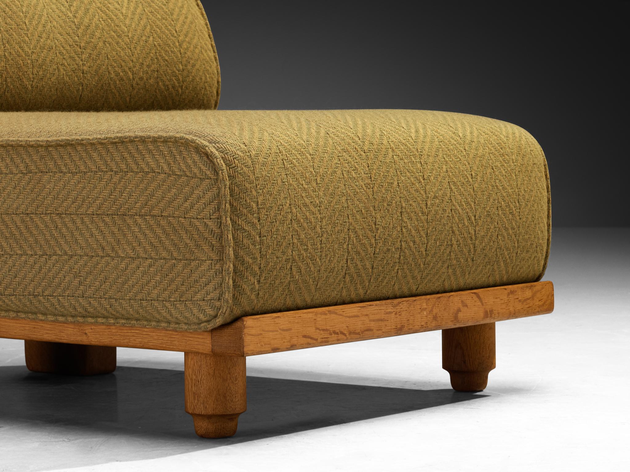 Mid-Century Modern Guillerme & Chambron Lounge Chair 'Elmyre' in Green Fabric and Oak For Sale